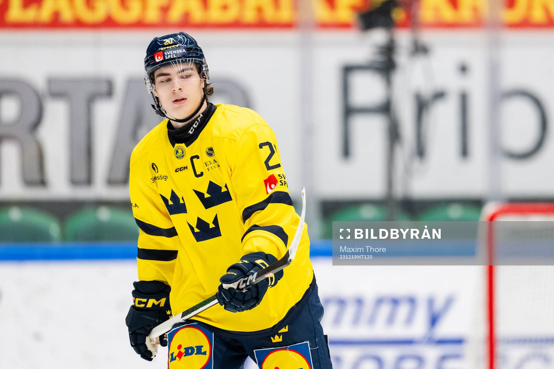 Liam Öhgren of Sweden looks dejected