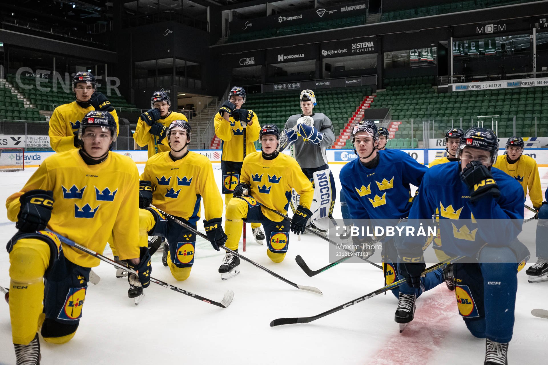 Players of the Swedish under-20 national ice hockey team