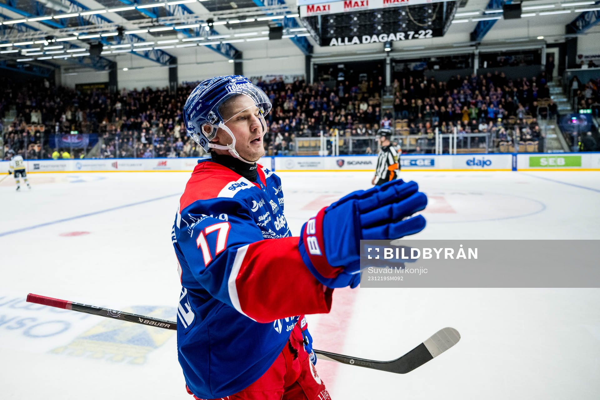 Oskarshamns Jonas Engström jublar