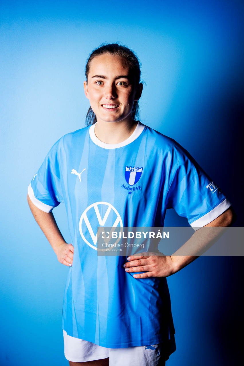 Malmö FF presenterar Matilda Kristell som ny spelare. Matilda Kristell under en porträttfotografering med Malmö FF den 20 december 2023 i Malmö.