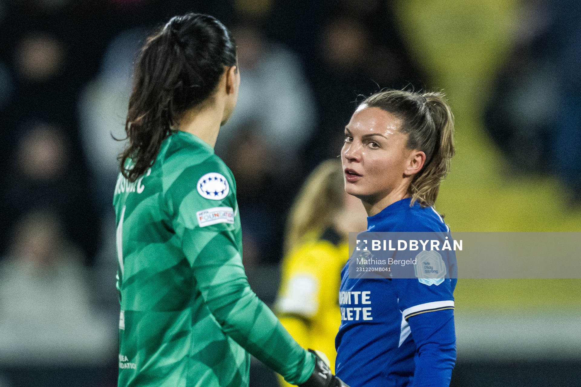 Zecira Musovic and Johanna Rytting Kaneryd of Chelsea during the UEFA Women's Champions League football match between Häcken and Chelsea on December 20, 2023 in Gothenburg.
