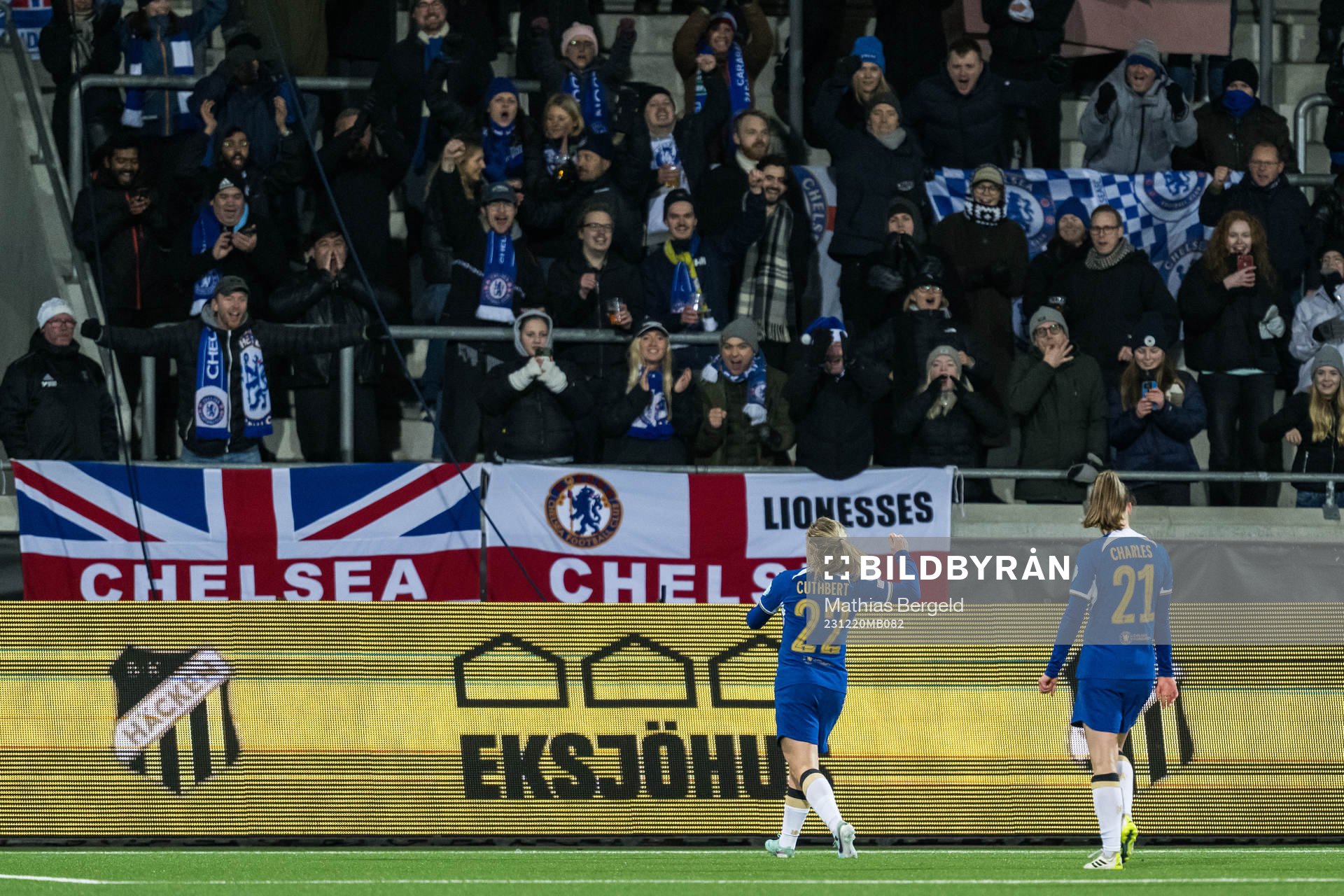 Erin Cuthbert of Chelsea celebrates