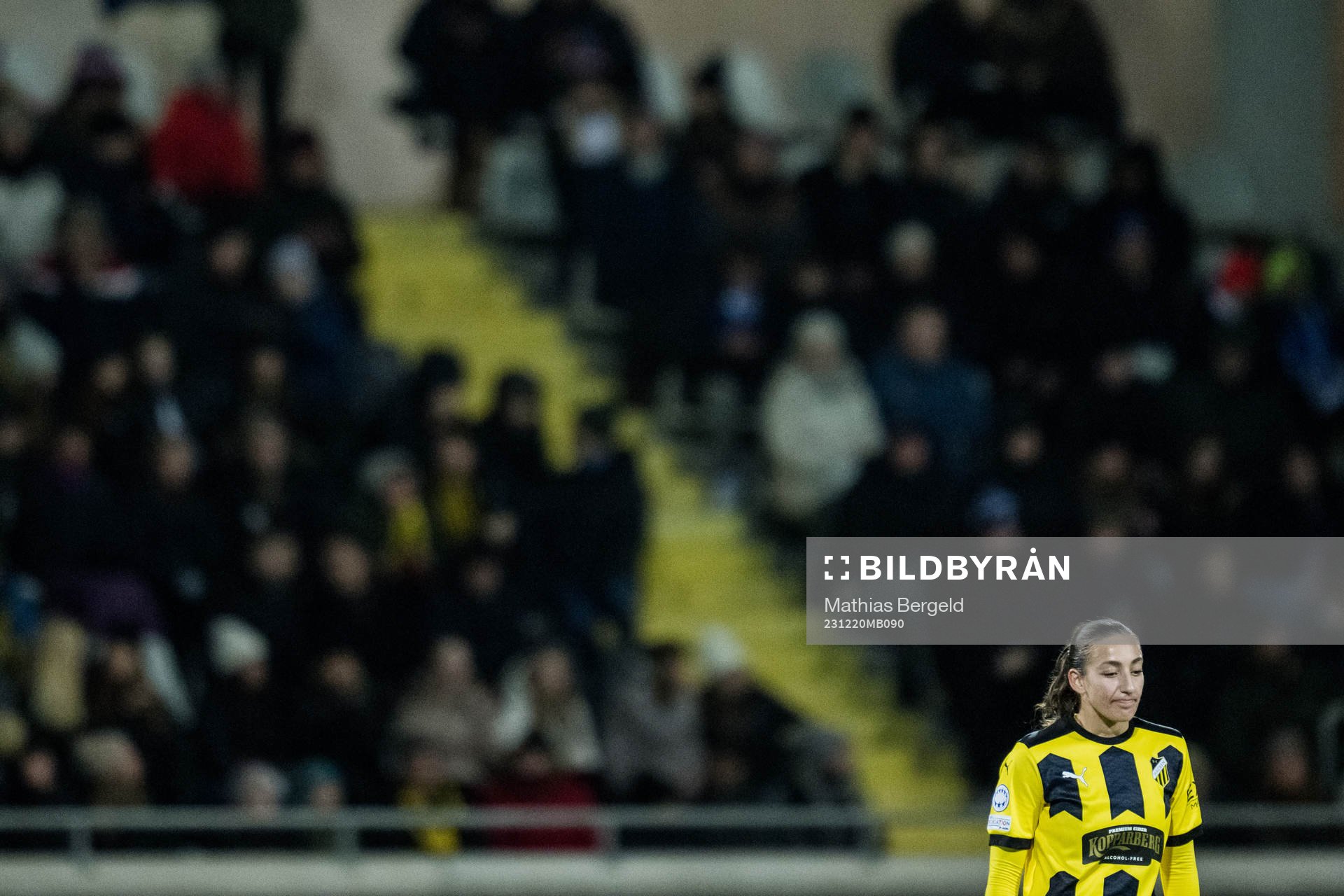 Rusul Rosa Kafaji of Häcken looks dejected