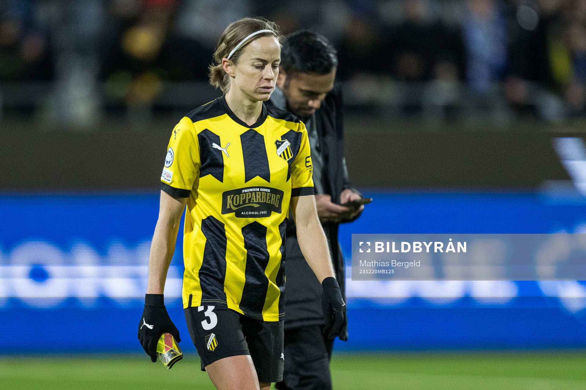Aivi Luik of Häcken looks dejected