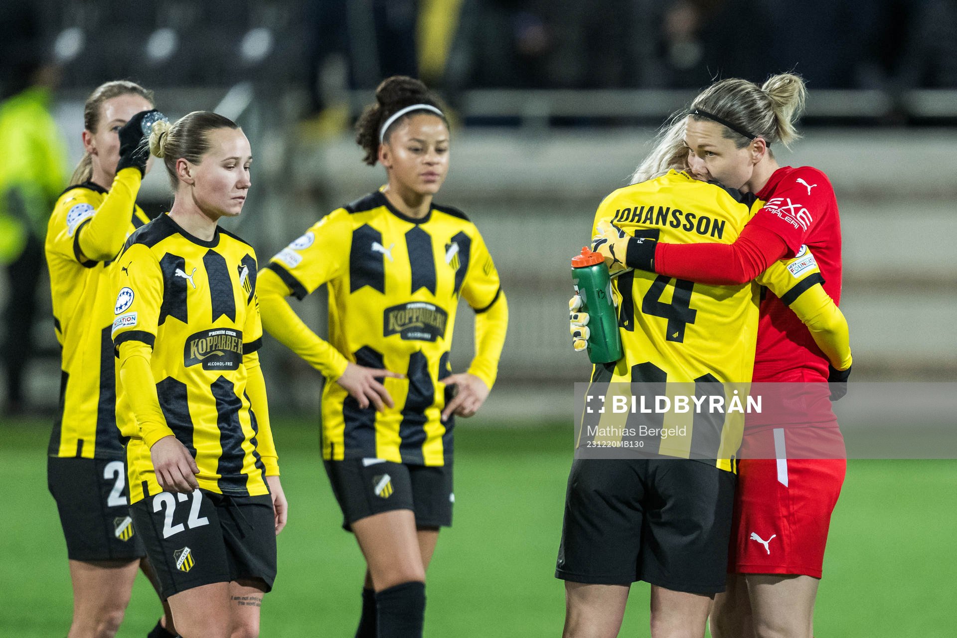 Molly Johansson and Jennifer Falk of Häcken