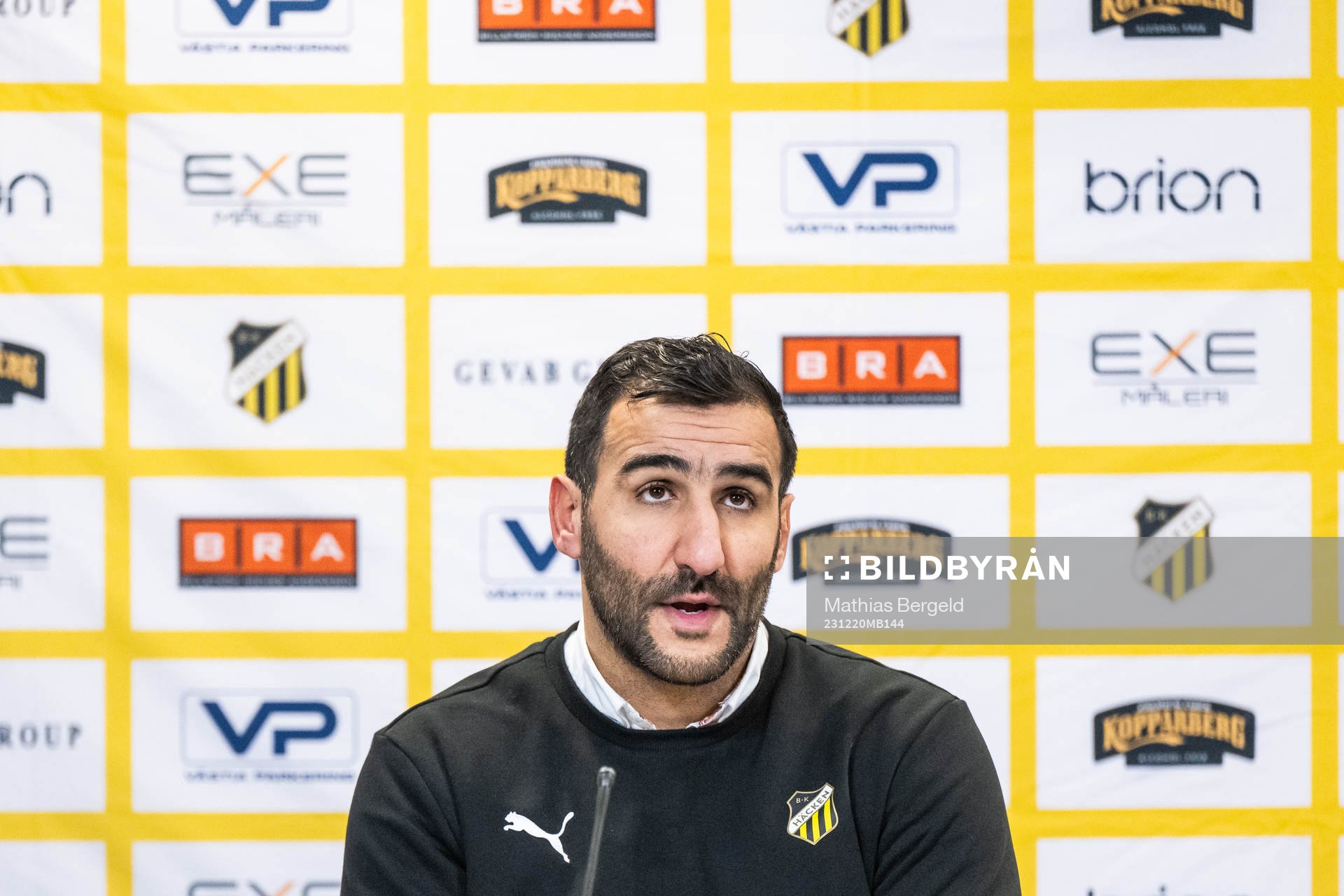 Head coach Mak Lind of Häcken at the press conference after the UEFA Women's Champions League football match between Häcken and Chelsea on December 20, 2023 in Gothenburg.