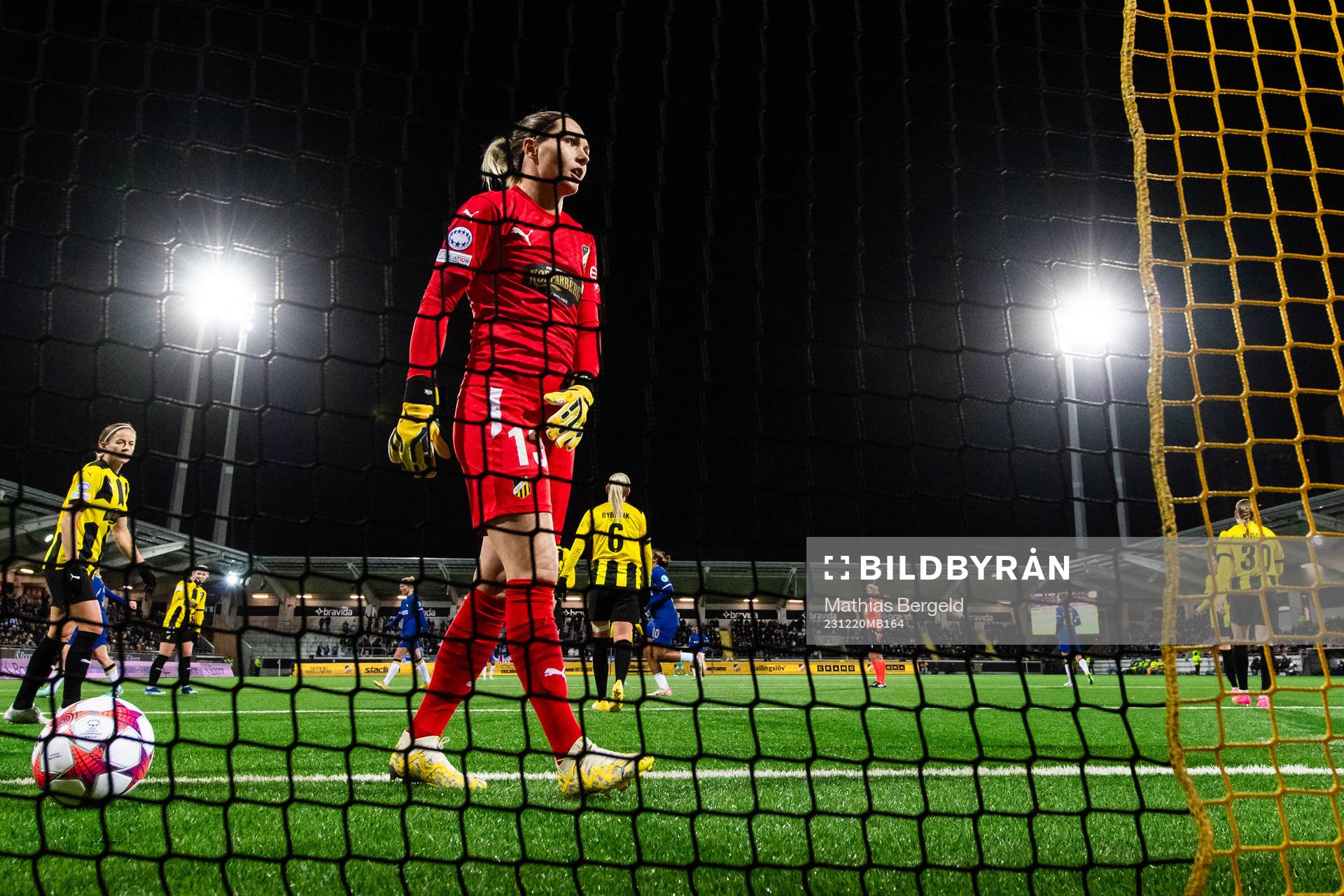 Goalkeeper Jennifer Falk of Häcken looks dejected