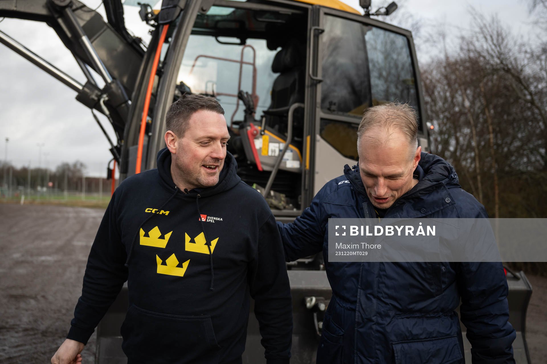 Head coach Magnus Hävelid and equipment manager Daniel