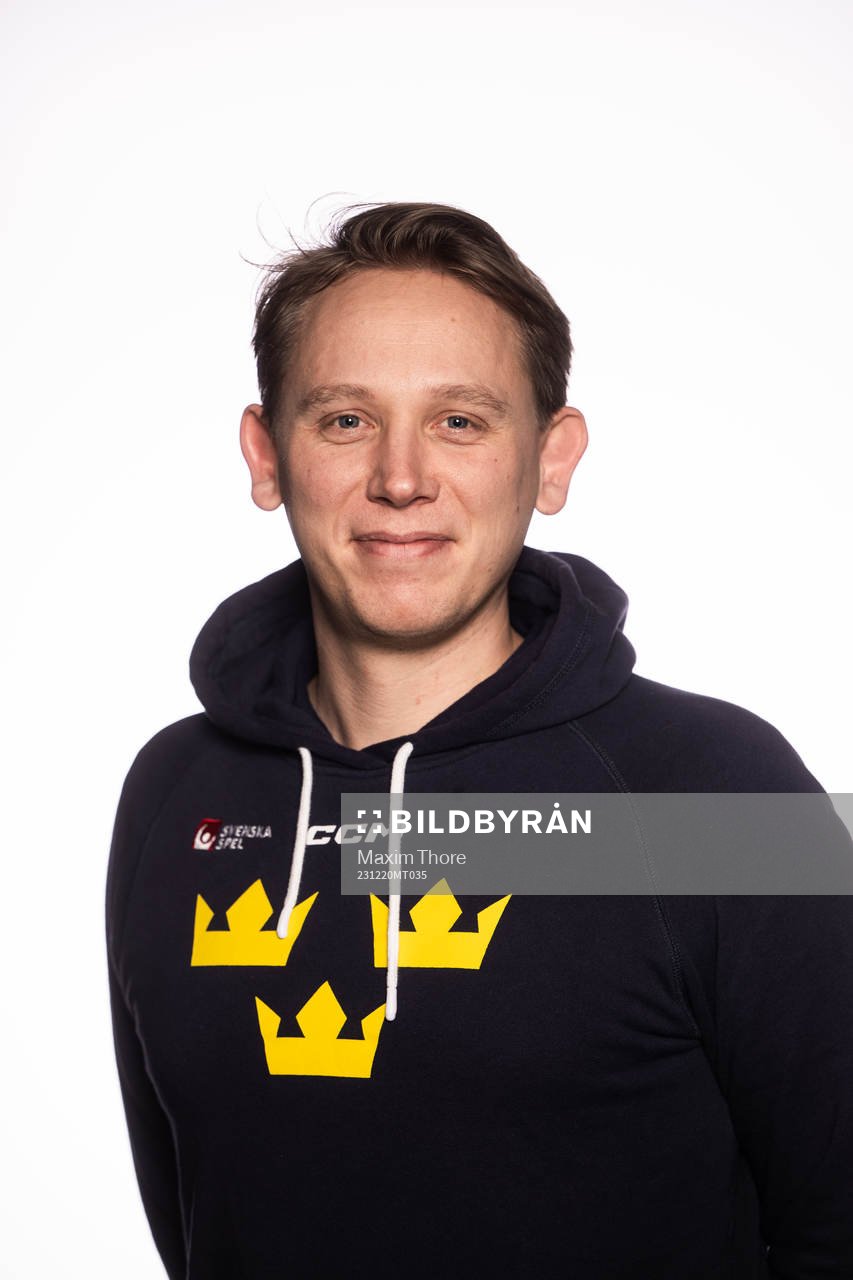 Goaltender coach Viktor Alm of the Swedish under-20