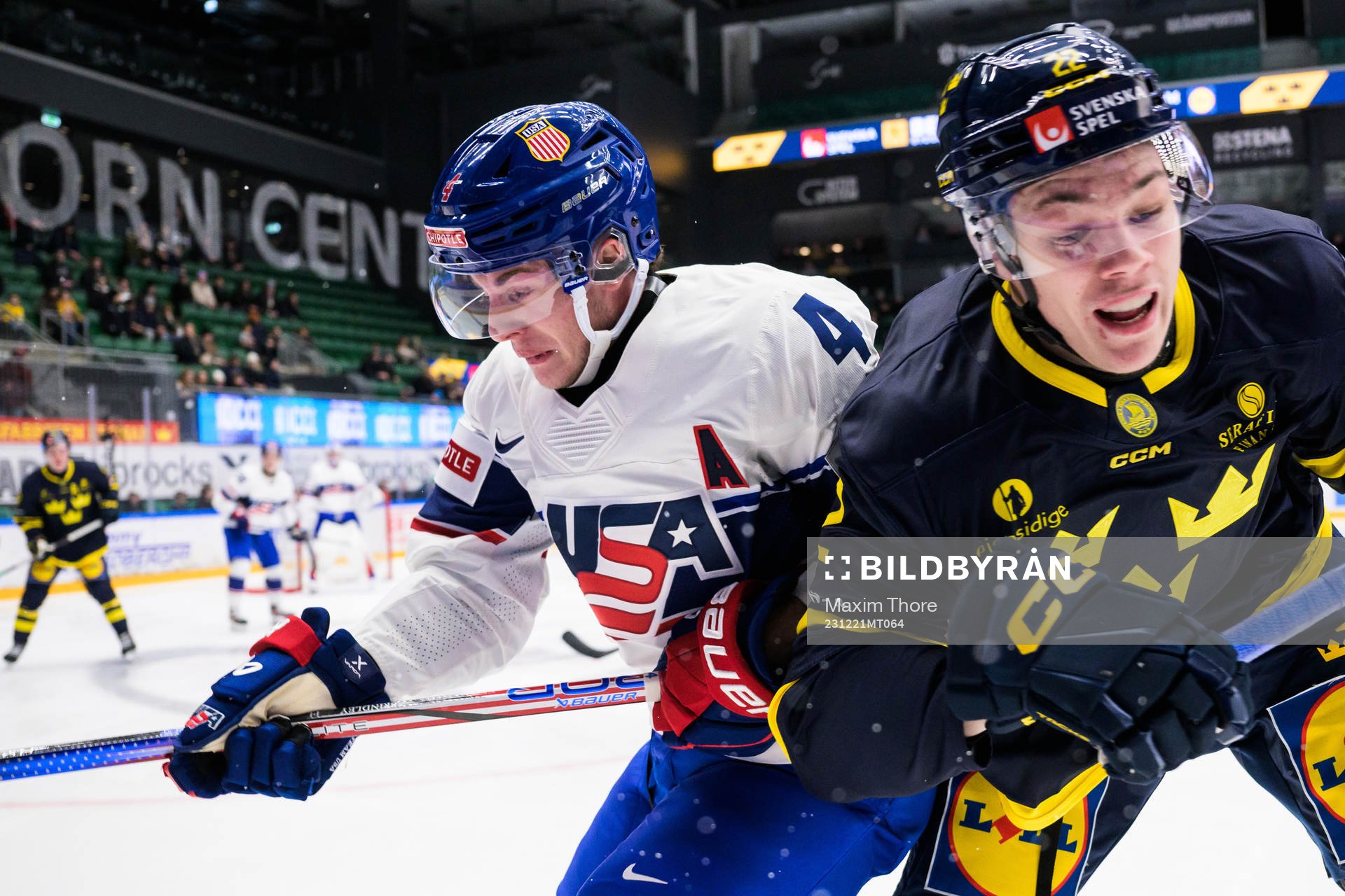 Gavin Brindley of USA and Anton Wahlberg of Sweden
