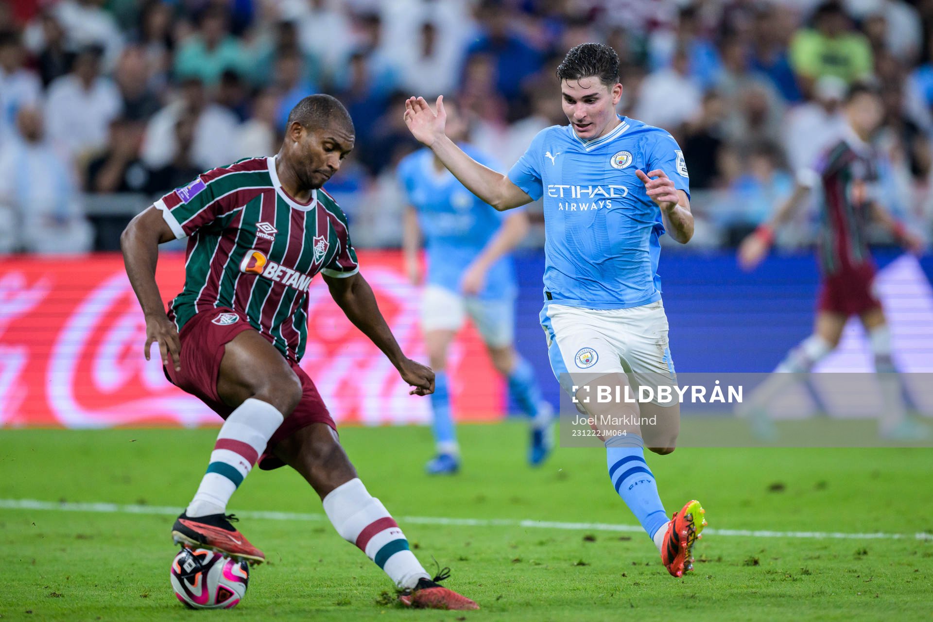 Marlon of Fluminense and Julian Alvarez of Manchester City