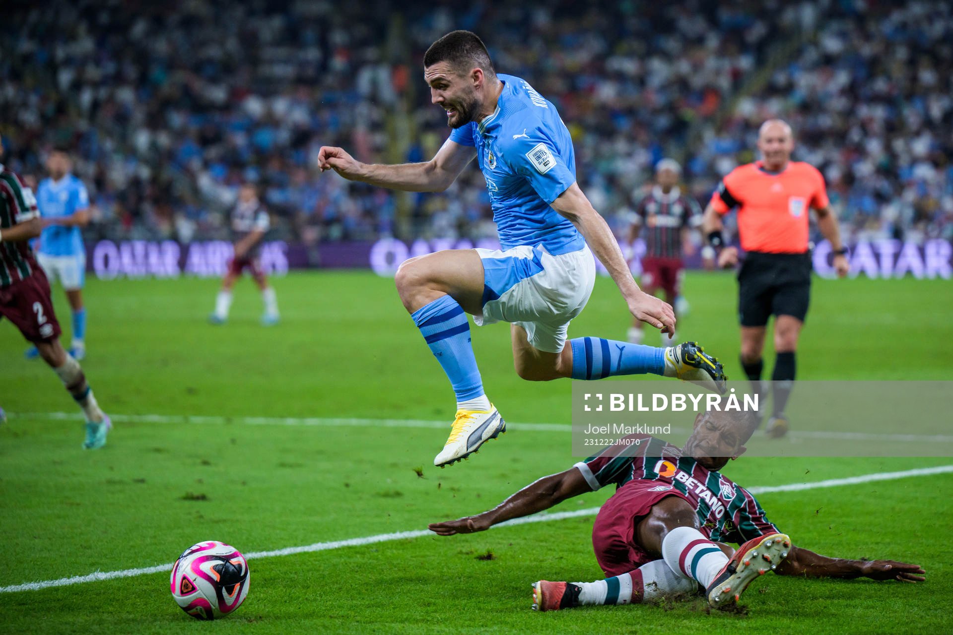 Mateo Kovacic of Manchester City and Marlon of Fluminense during the FIFA Club World Cup final match between Fluminense and Manchester City on December 22, 2023 in Jeddah.