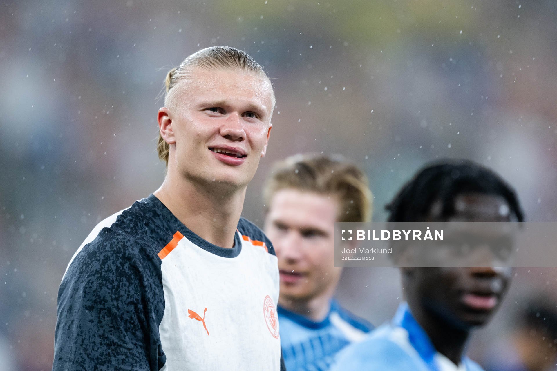 Erling Braut Haaland of Manchester City celebrate