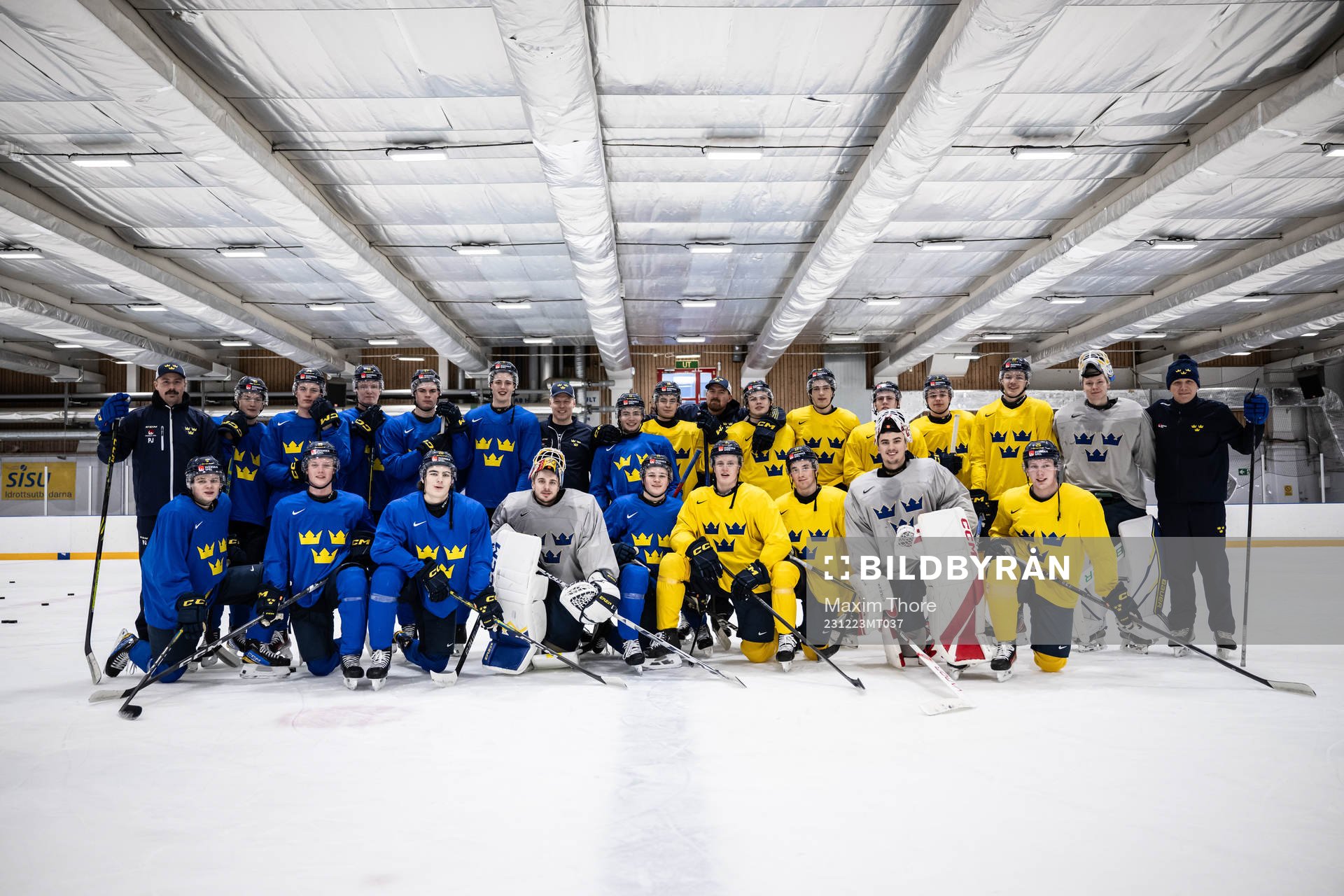 The players and staff of Sweden pose for a team group photo