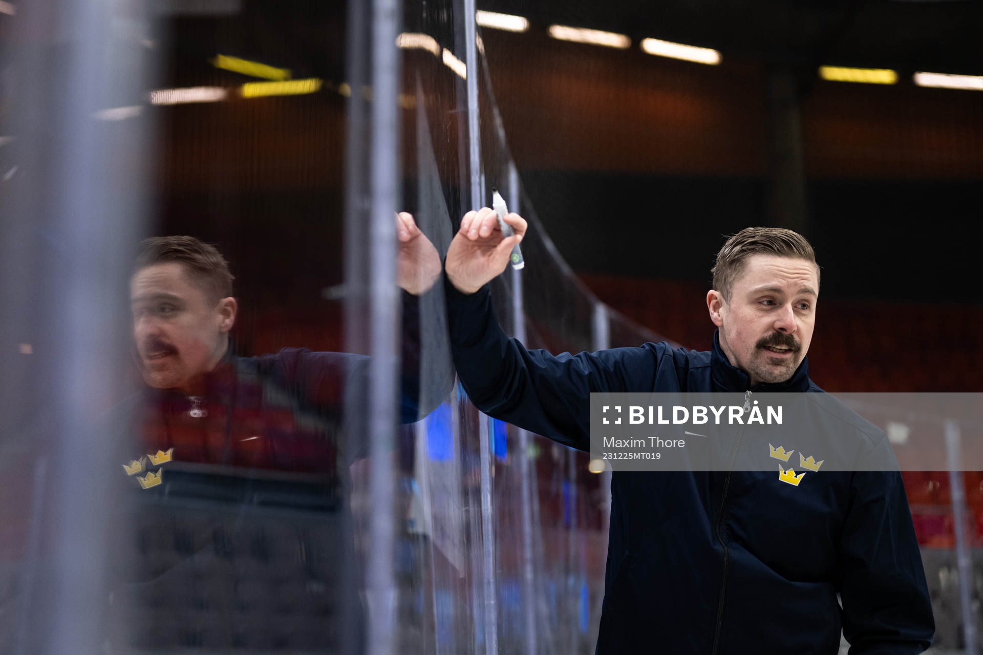 Assistant coach Pierre Johnsson of Sweden at a practice