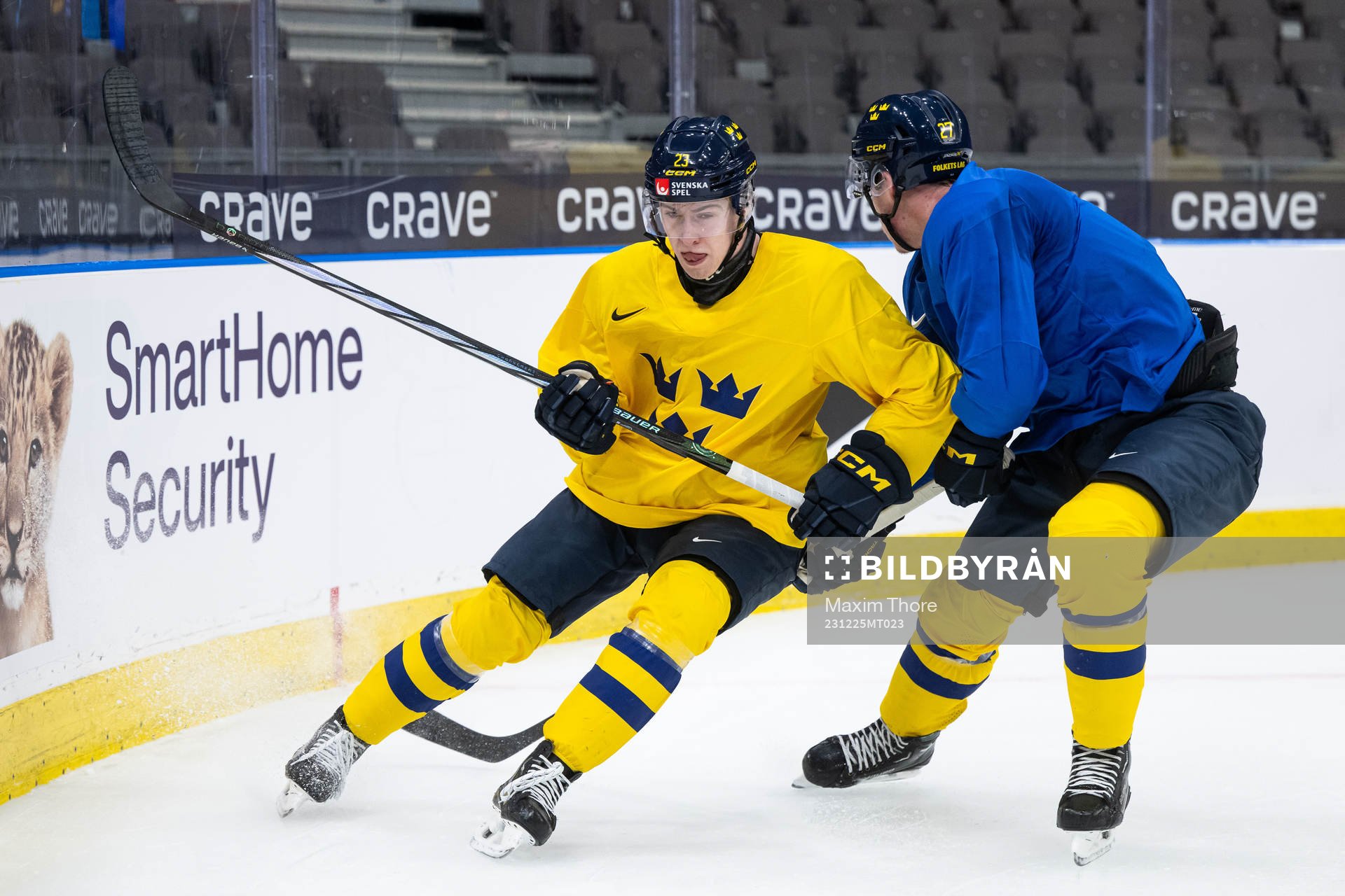 Jonathan Lekkerimäki and Oskar Pettersson of Sweden at a