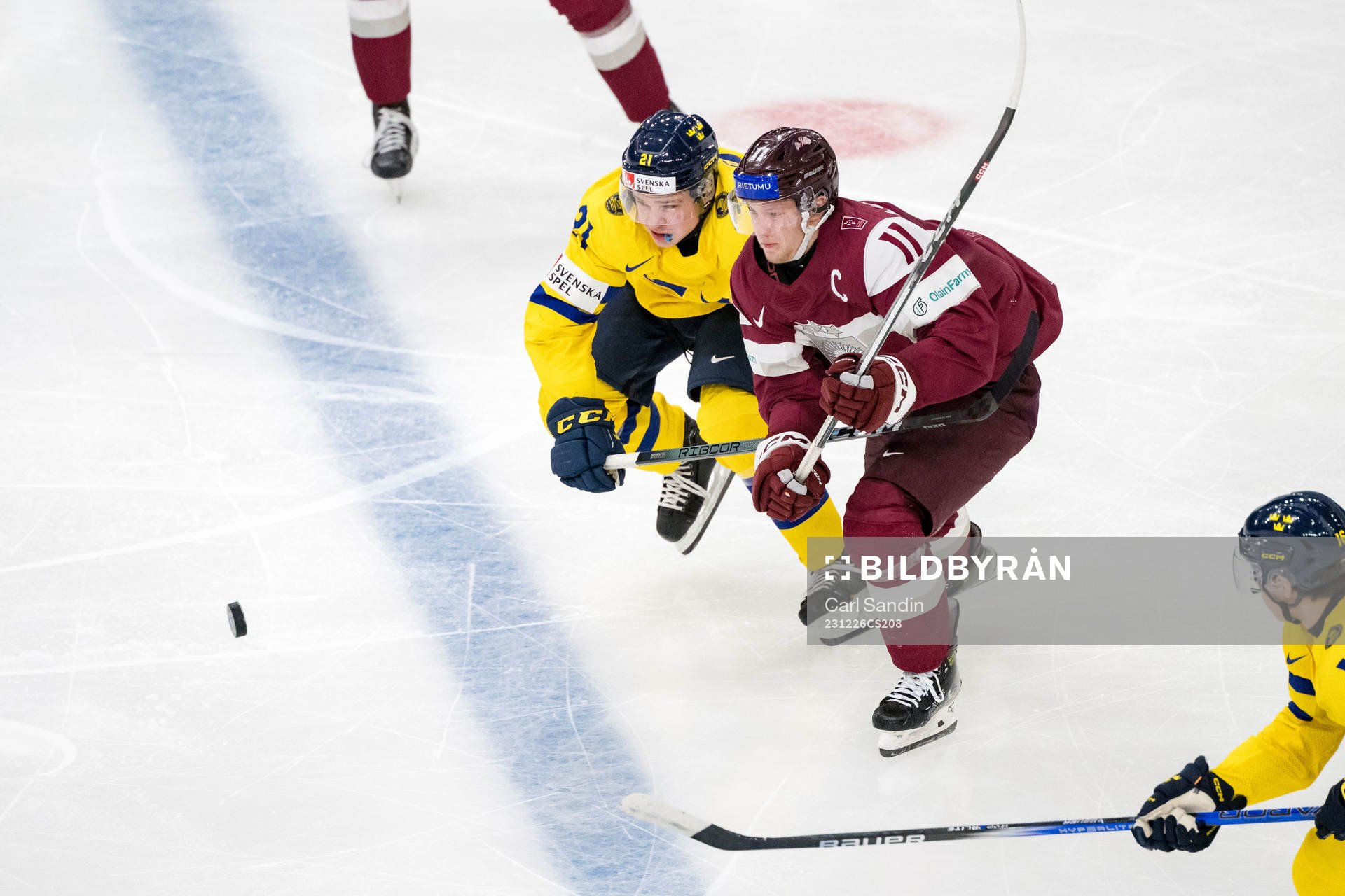 Zeb Forsfjäll of Sweden and Dans Locmelis of Latvia