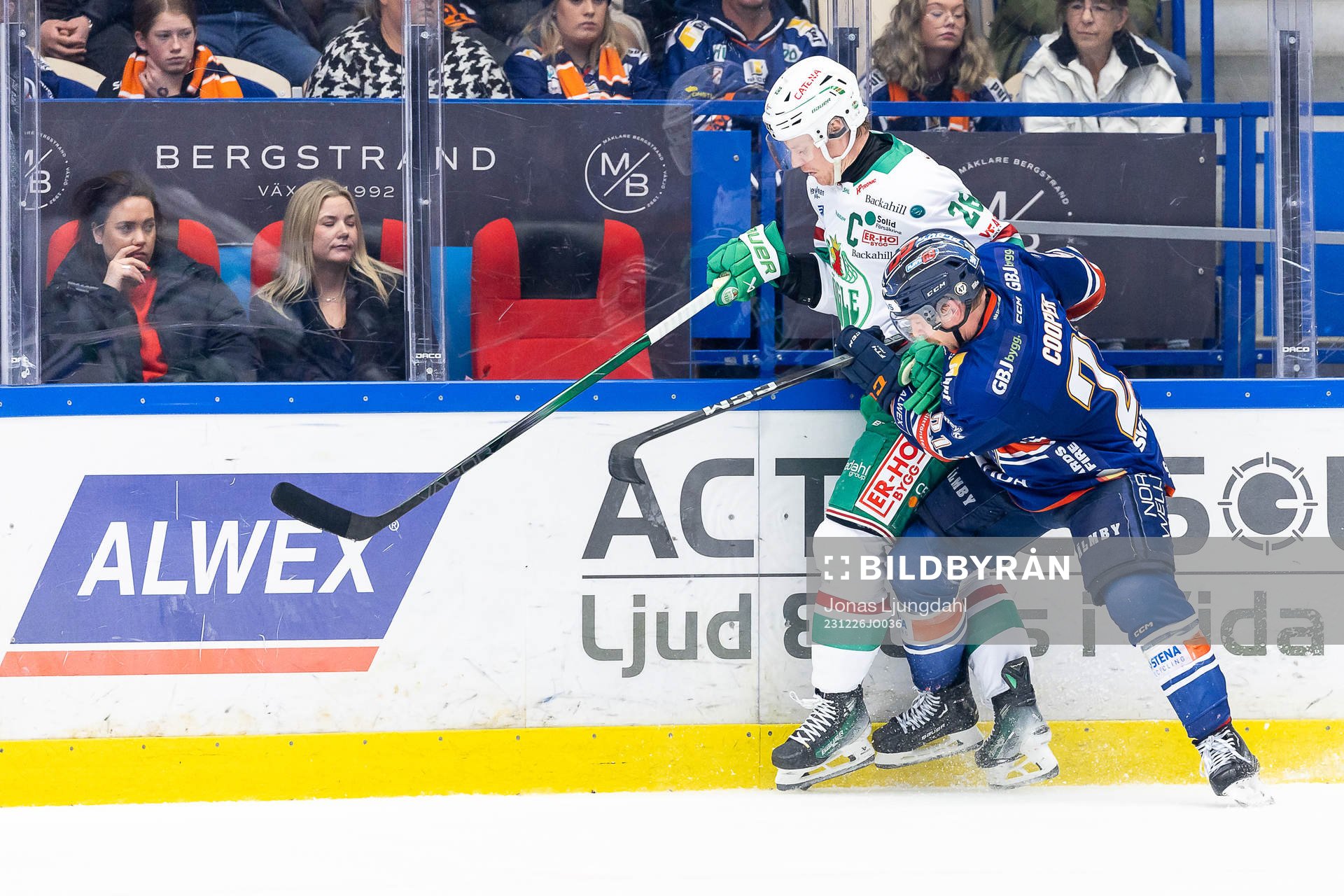 Rögles Anton Bengtsson och Växjös Brian Cooper