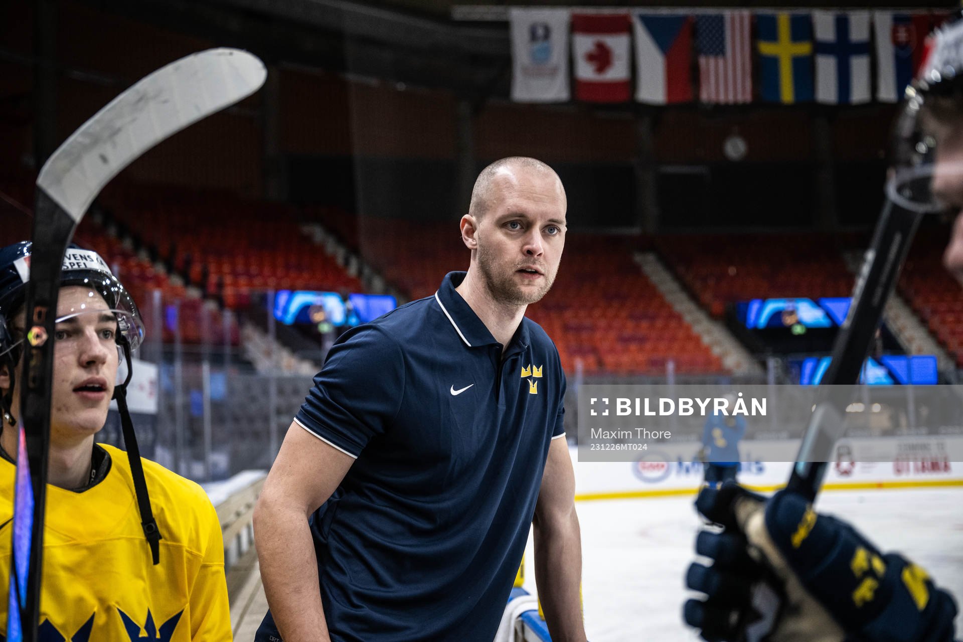 Equipment Manager Jonas Landström of Sweden at a practice