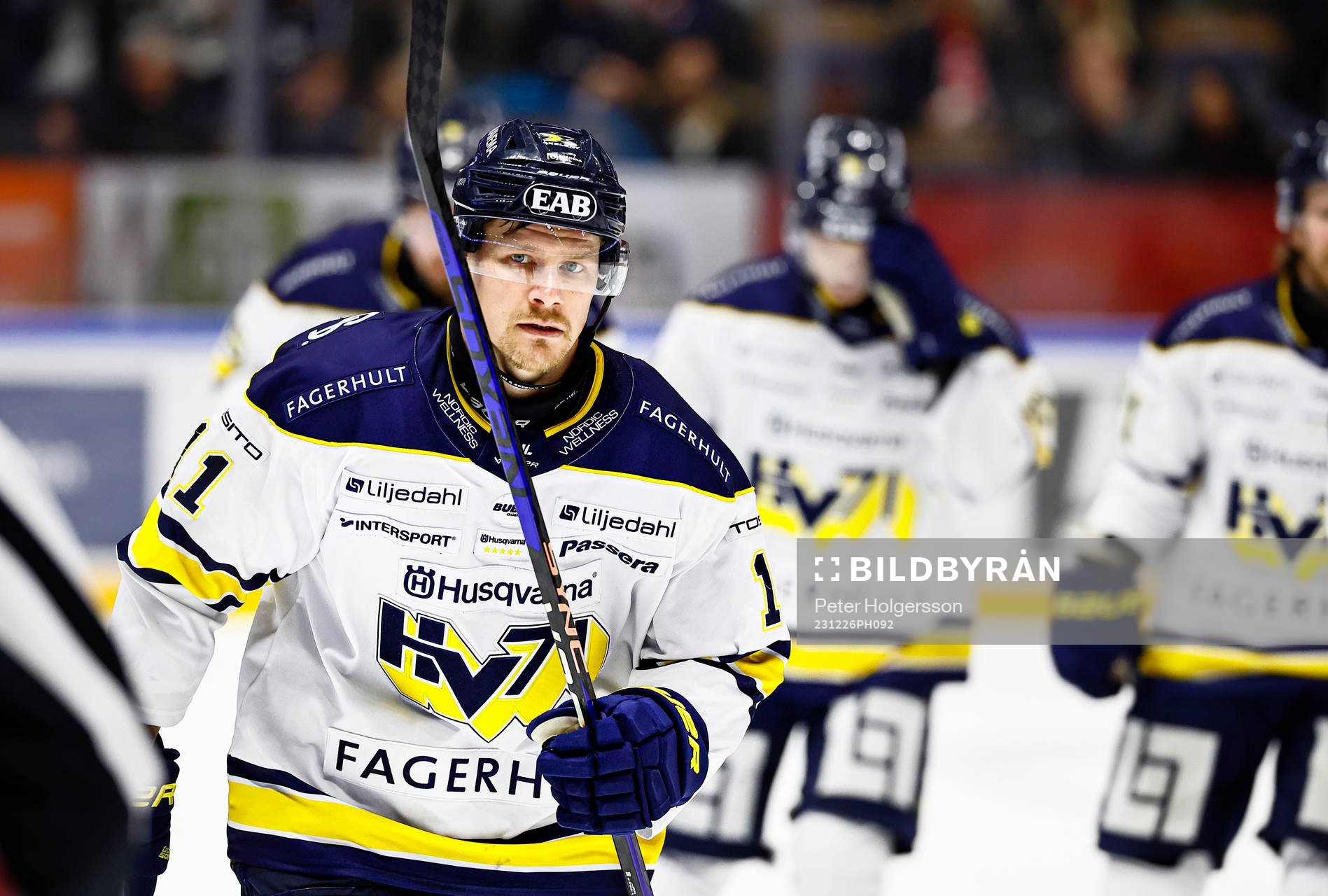 HV71s Simon Önerud jublar