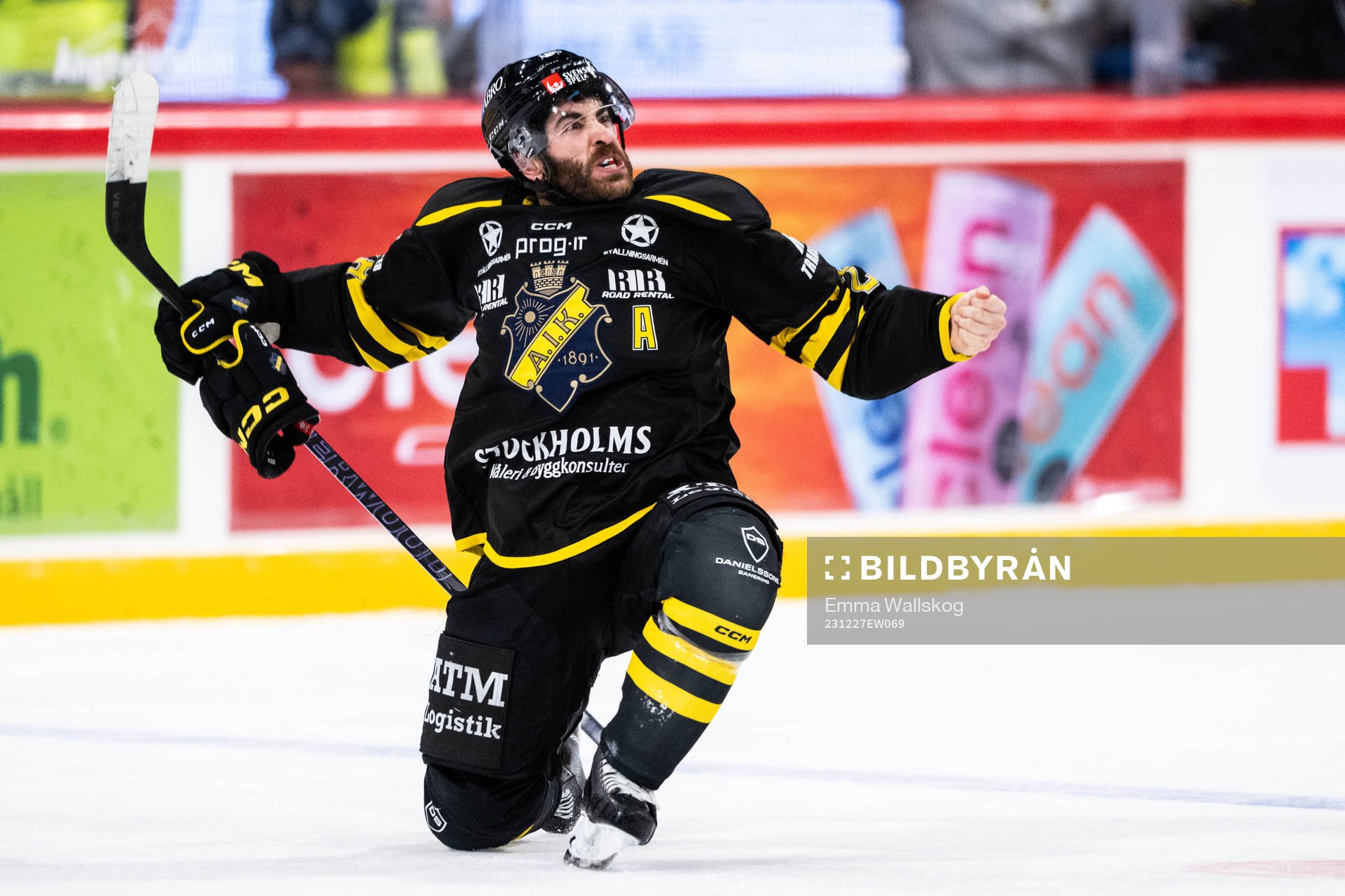 AIKs Mathew Maione jublar
