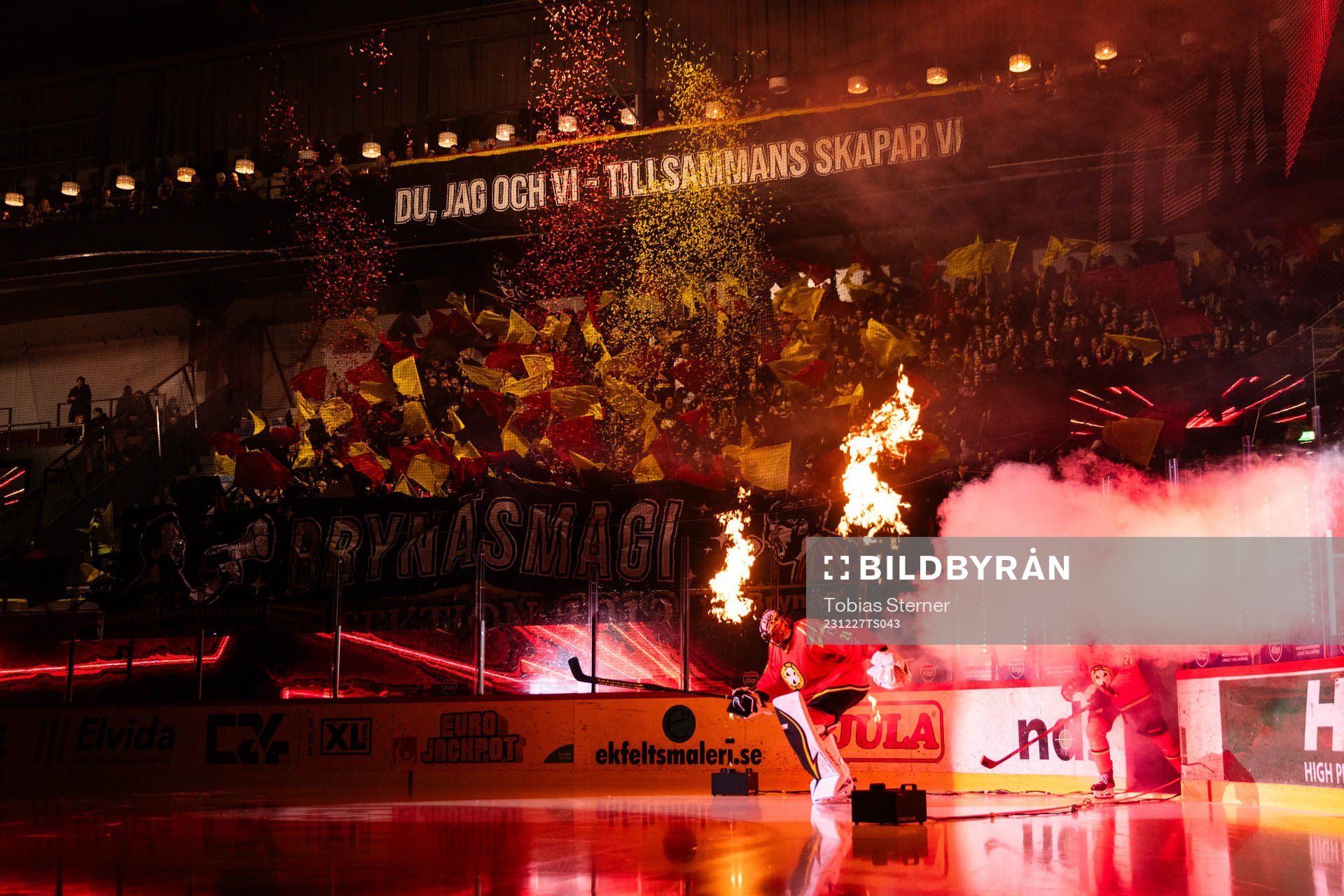 Brynäs spelare gör entré