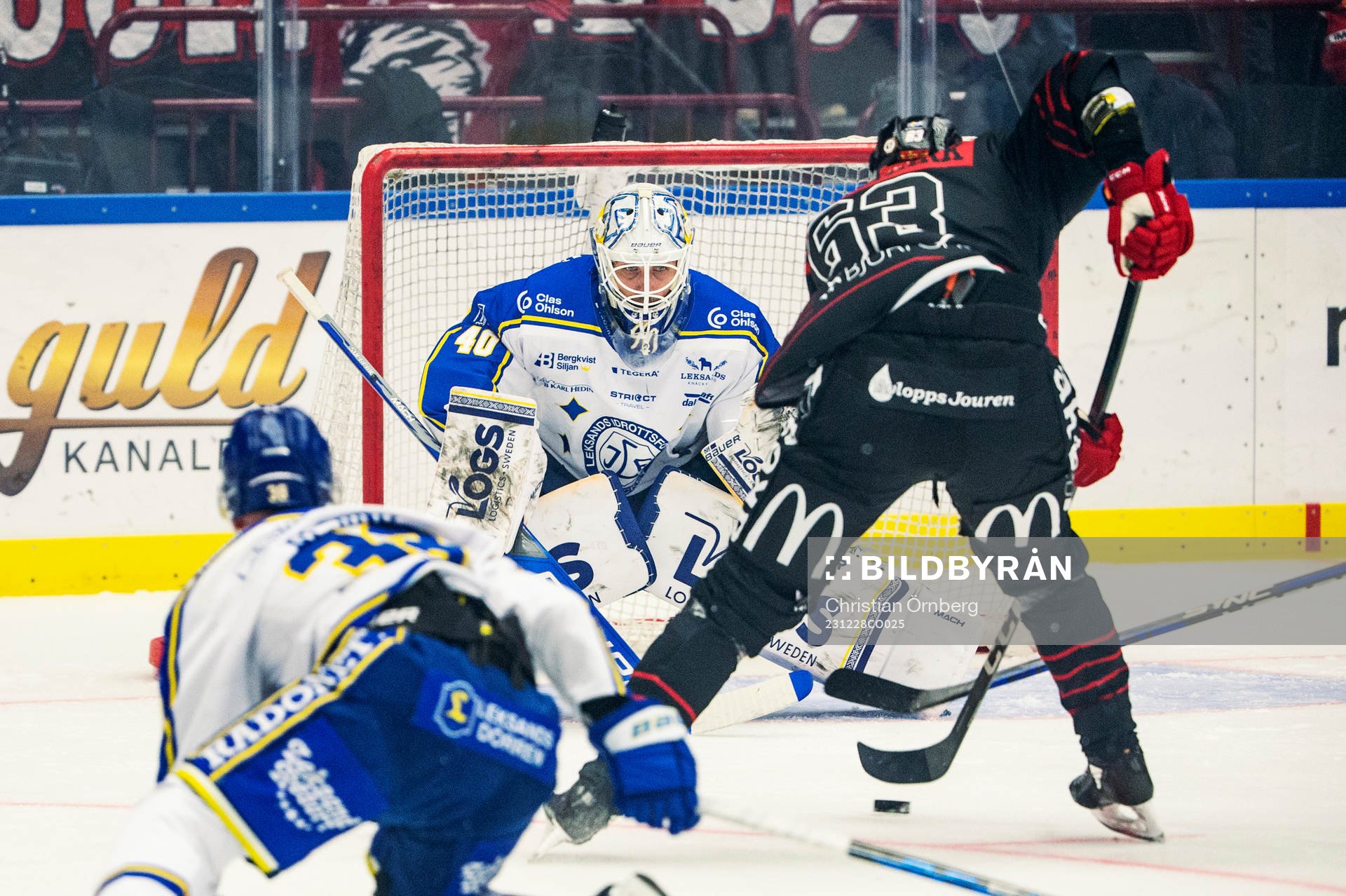 Malmö Redhawks Fredrik Händemark mot Leksands målvakt
