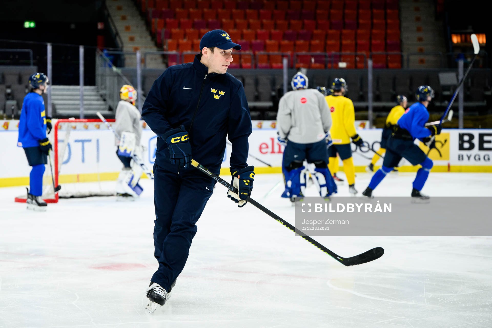 Assistant coach Alexander Steen of Sweden at a practice