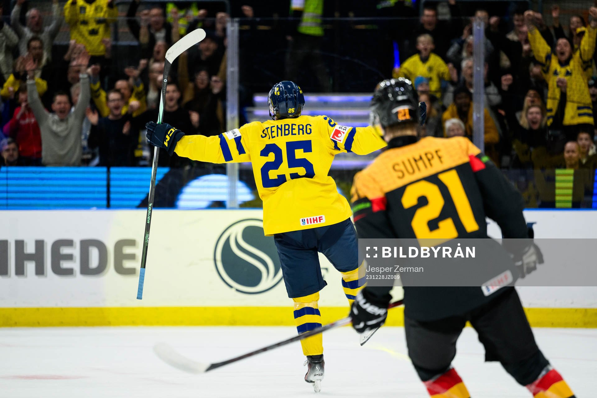 Otto Stenberg of Sweden celebrates the 0-1 goal