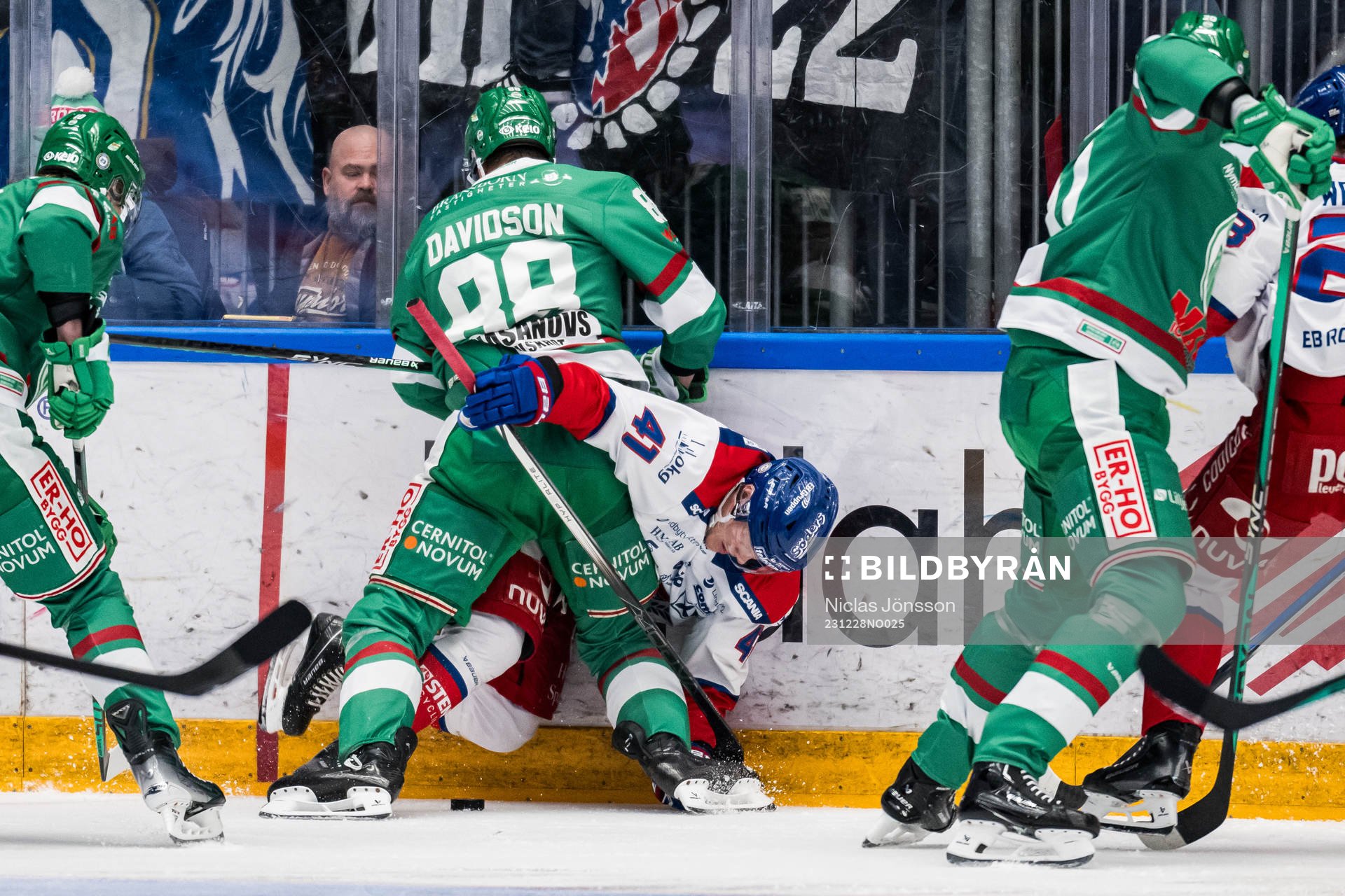 Rögles Brandon Davidson och Oskarshamns Johan Johnsson
