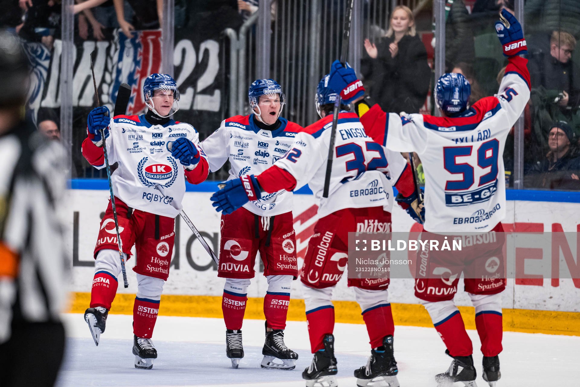 Oskarshamns Olli Palola och Johan Johnsson jublar