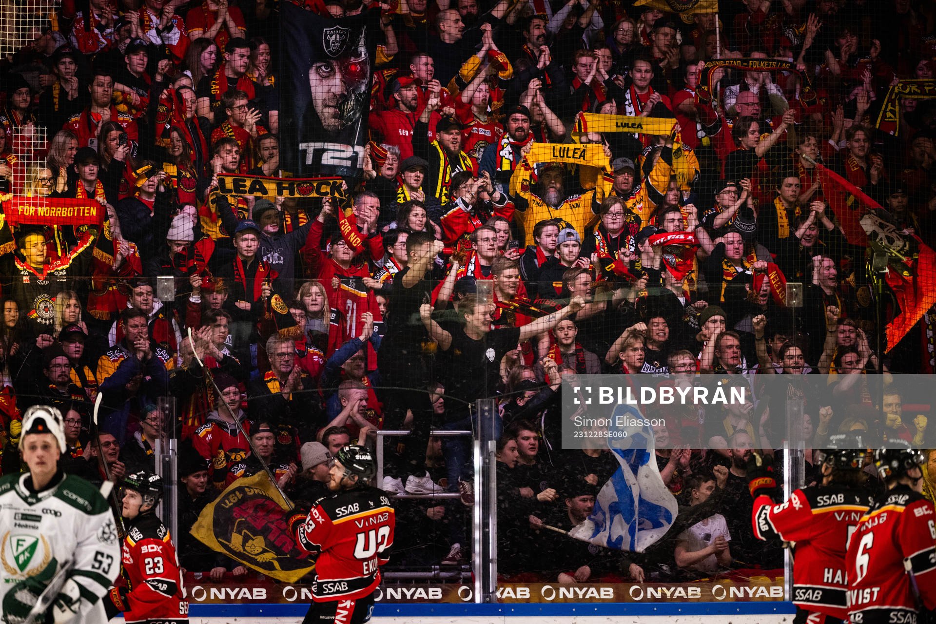 Luleås supportrar jublar