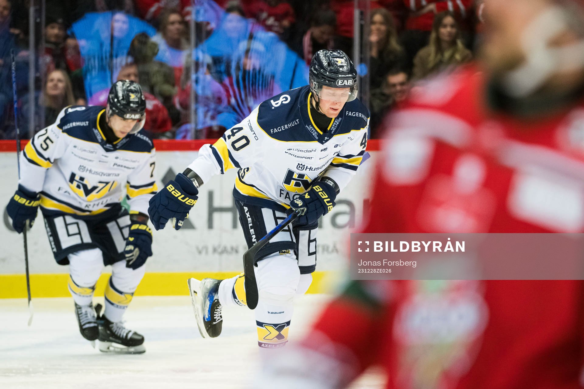 HV71s Oskar Stål-Lyrenäs gör 1-1 målet