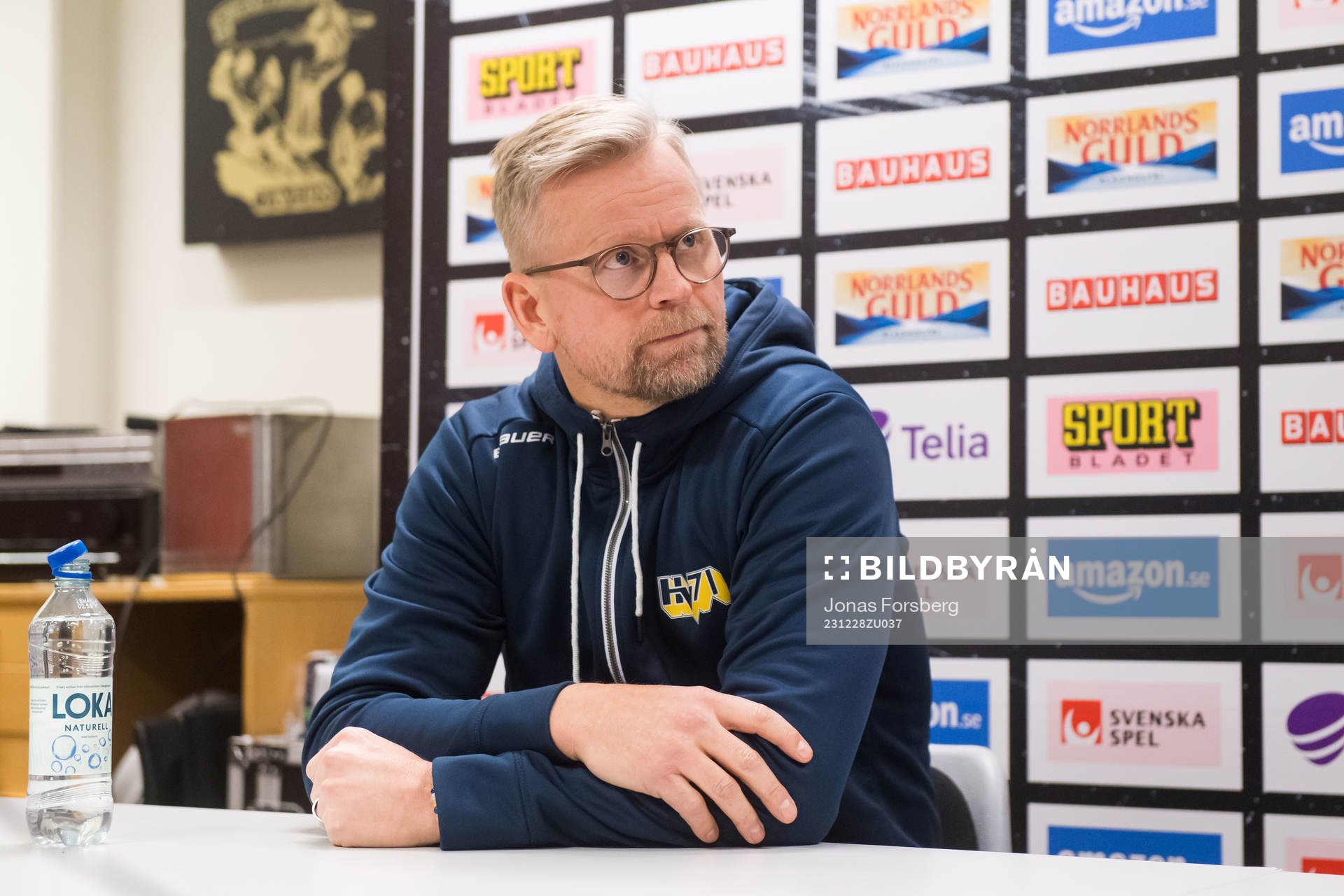 HV71s assisterande tränare Johan Davidsson