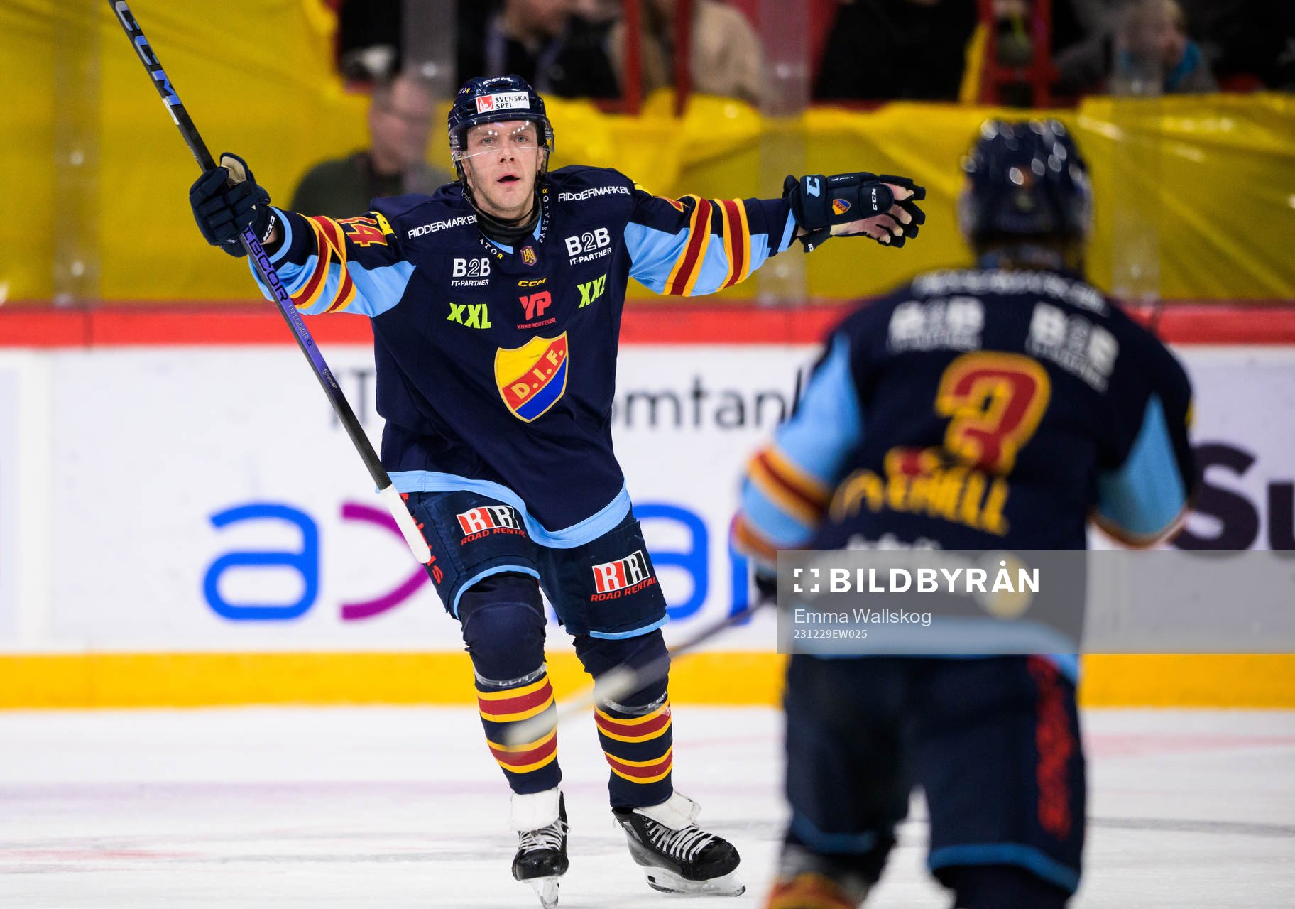 Djurgårdens Olle Liss jublar