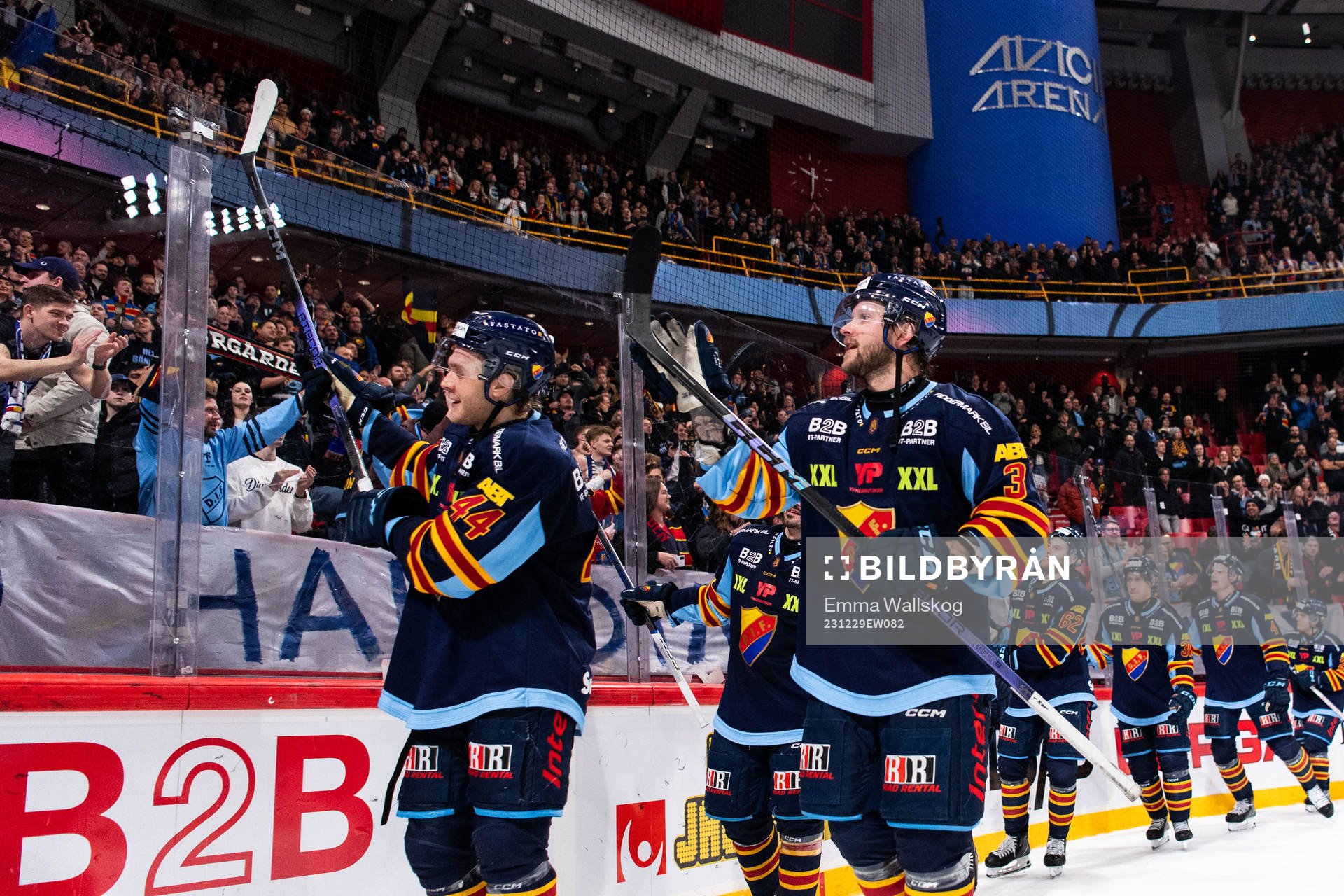 Djurgårdens Olle Liss och Alexander Ytterell jublar