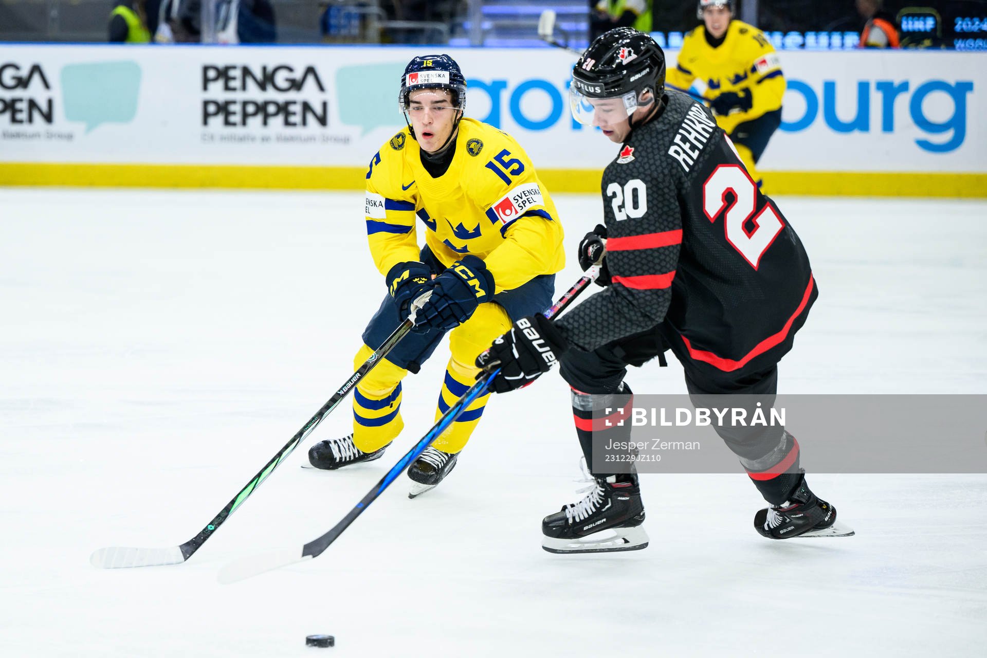 David Edstrom of Sweden and Carson Rehkopf of Canada