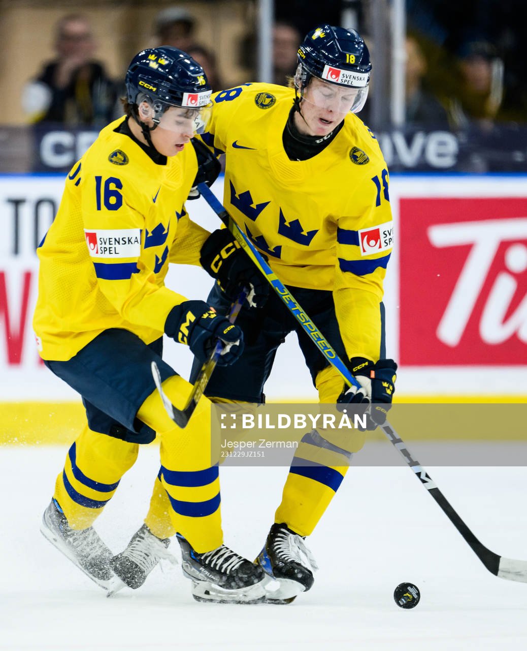 Felix Unger Sörum and Filip Bystedt of Sweden