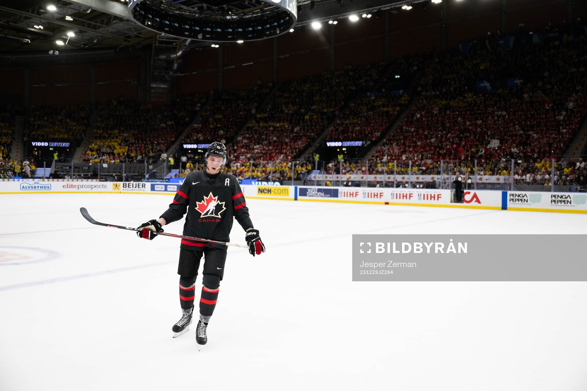 Maveric Lamoureux of Canada