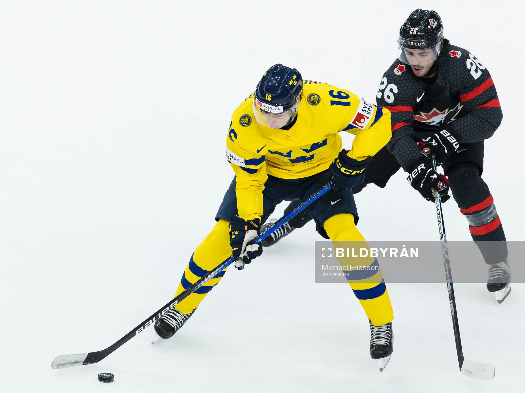 Felix Unger Sörum of Sweden and Matthew Savoie of Canada