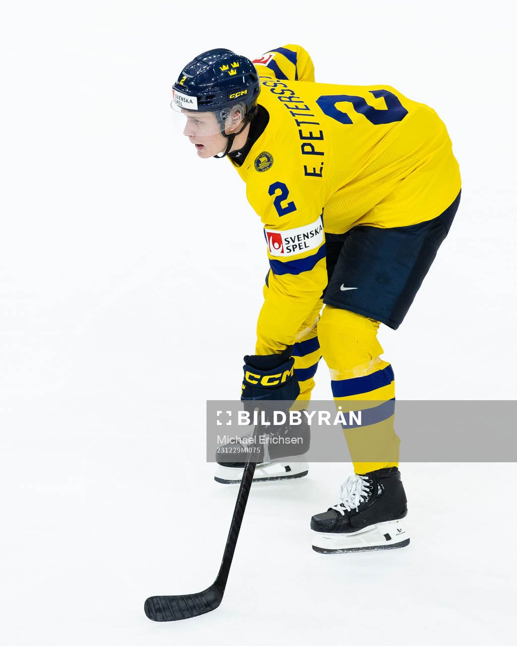 Elias Pettersson of Sweden