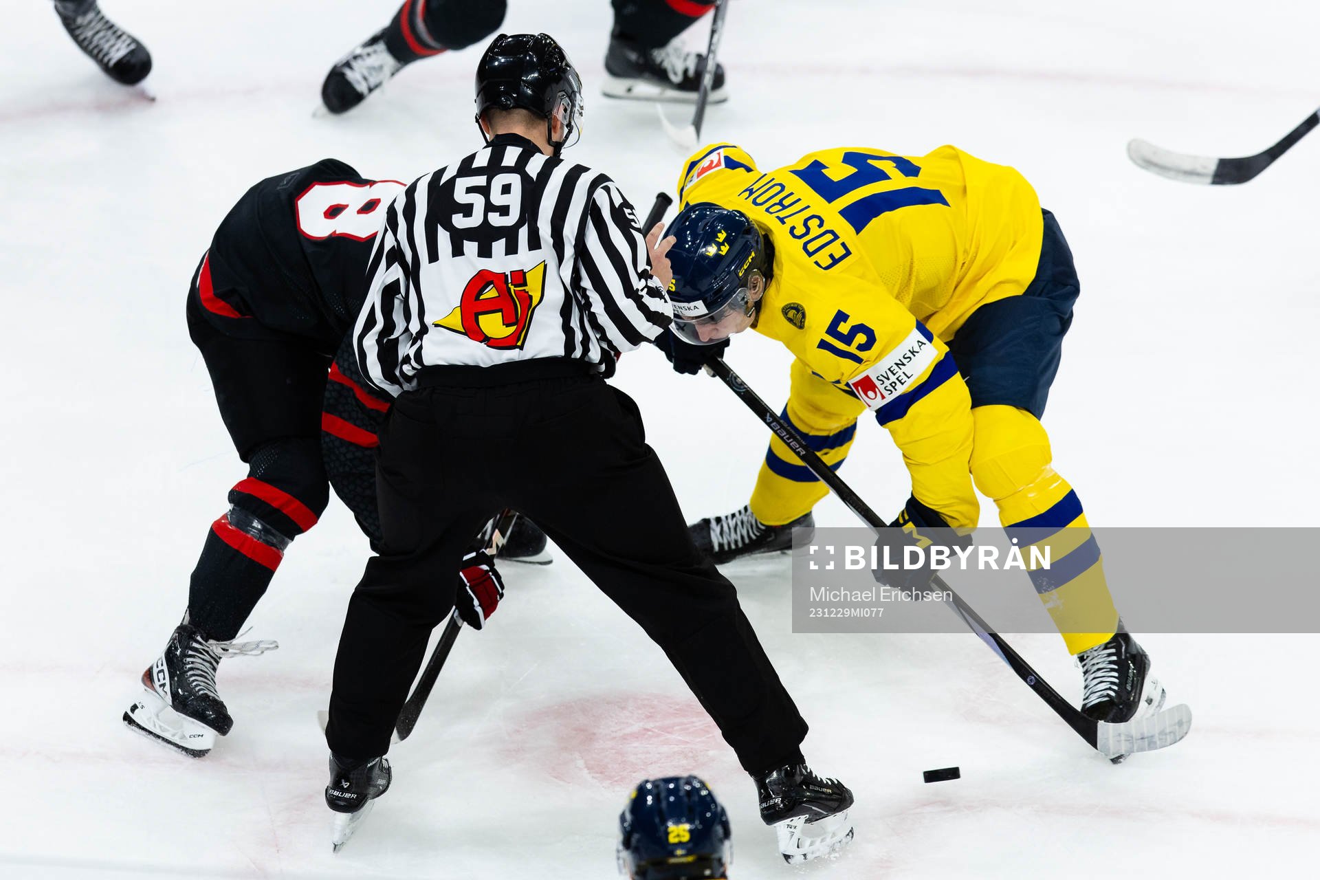 Owen Beck of Canada and David Edstrom of Sweden