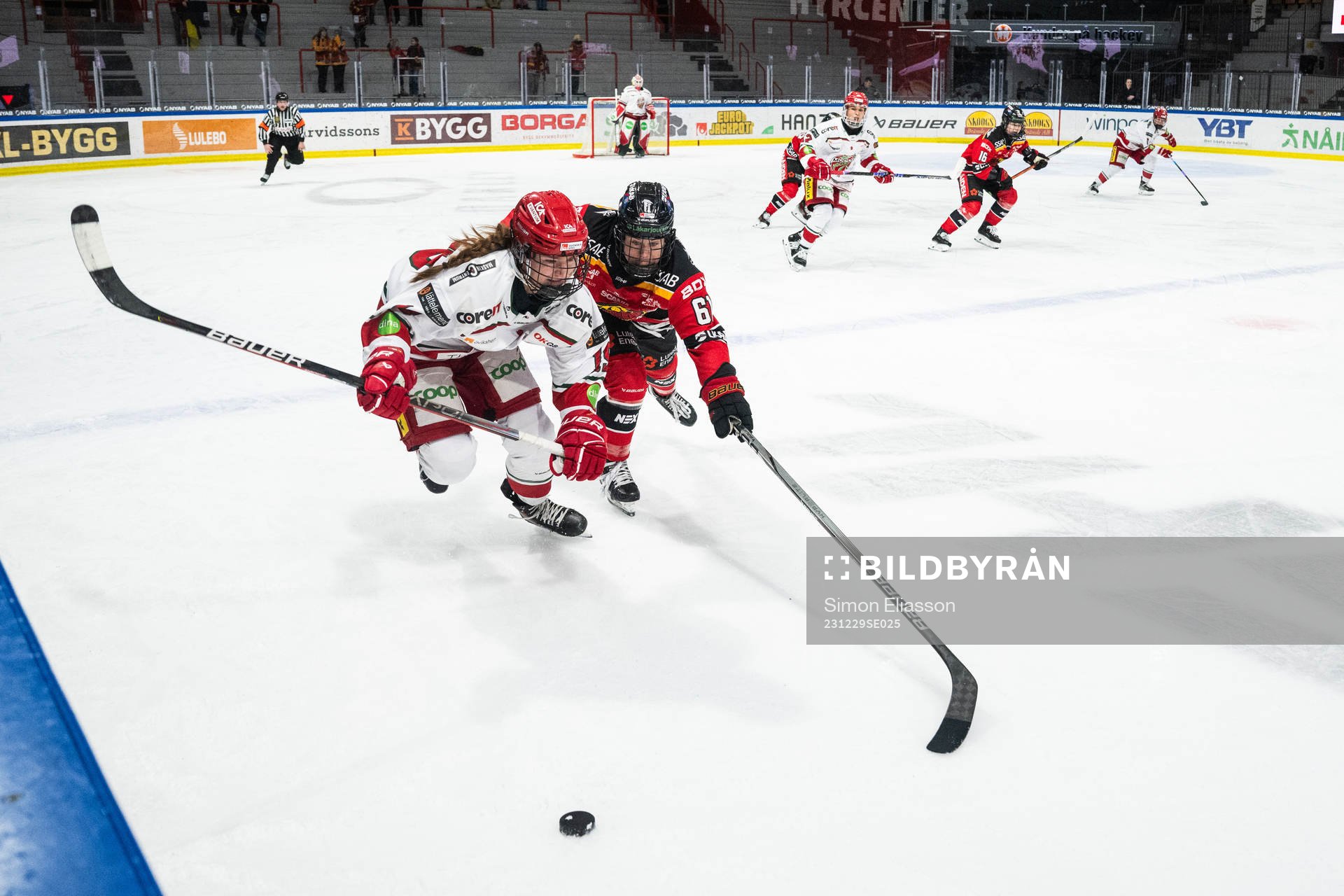 Modos Lauren Bellefontaine och Luleås Lisa Johansson