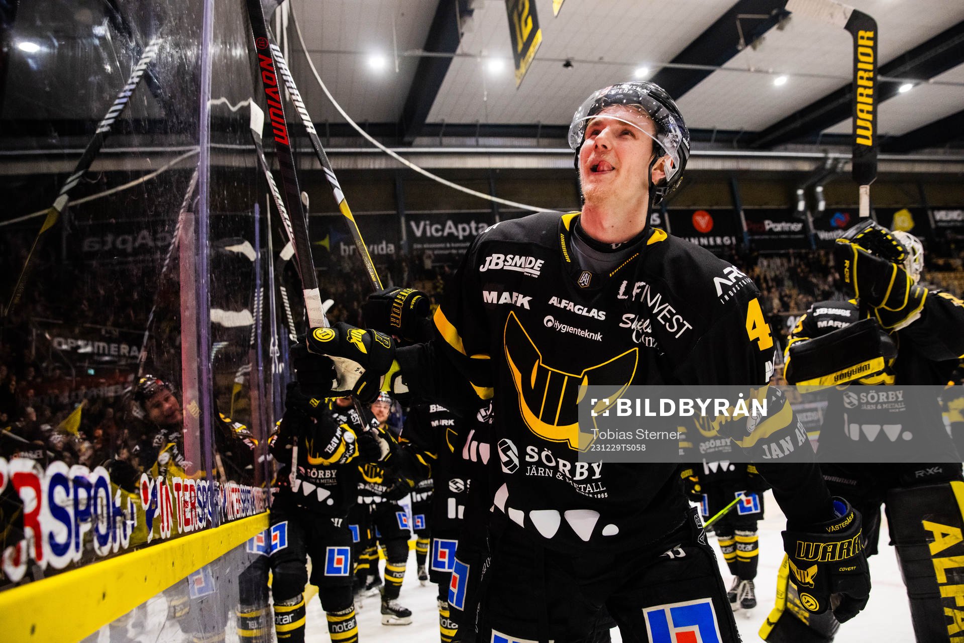 Västerås Isak Skedung jublar