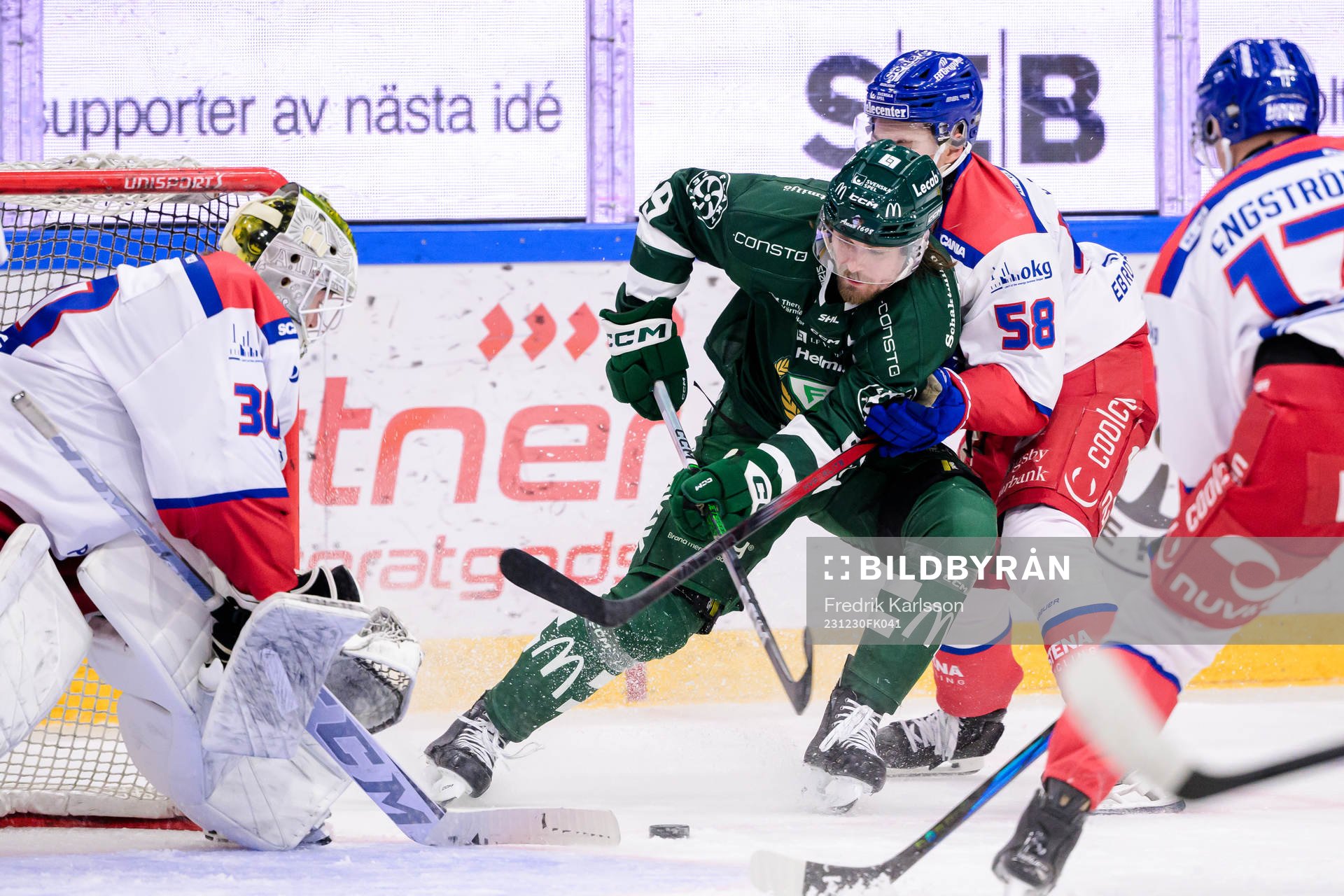 Oskarshamns målvakt Niklas Lundström och Färjestads