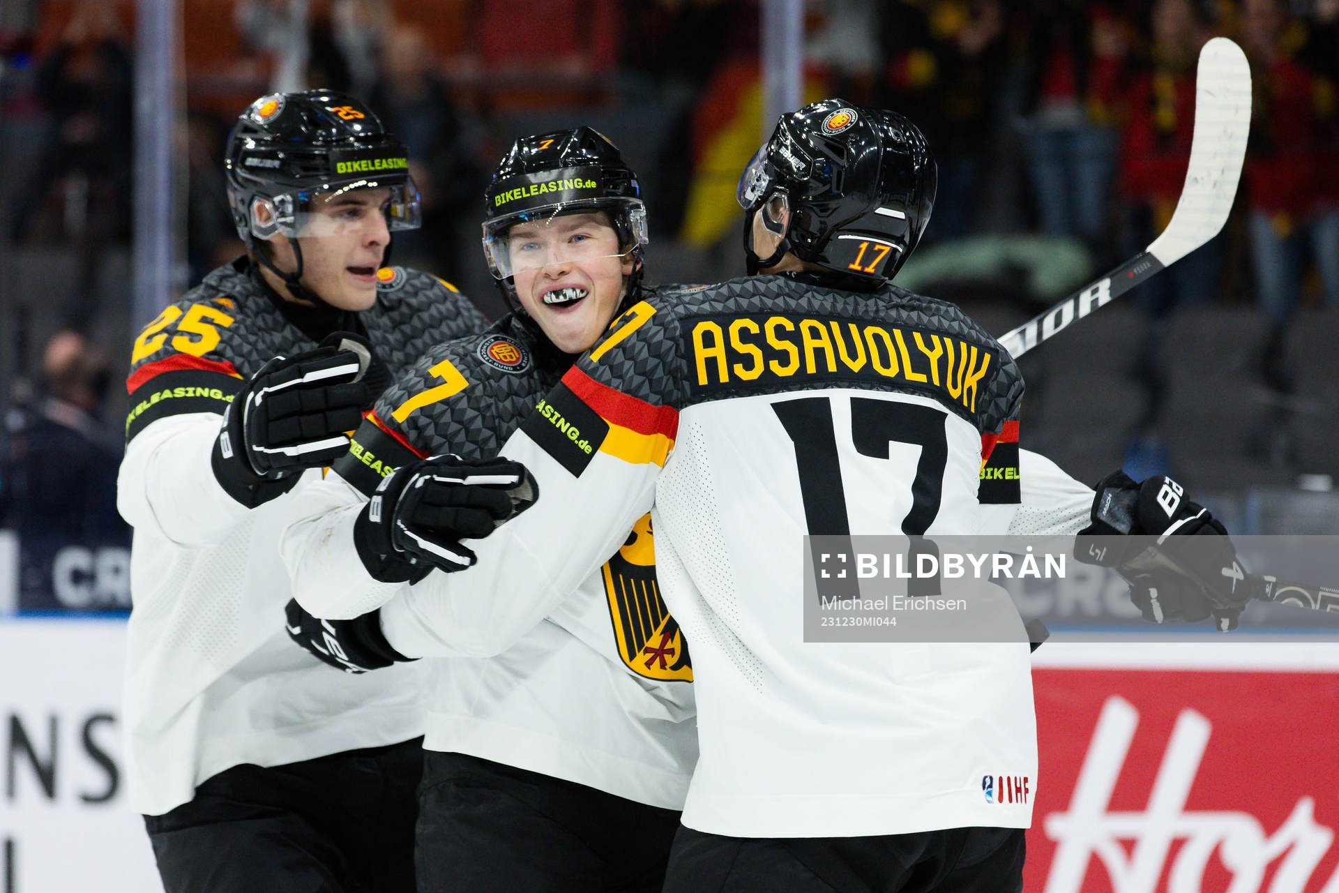 Samuel Schindler of Germany celebrates