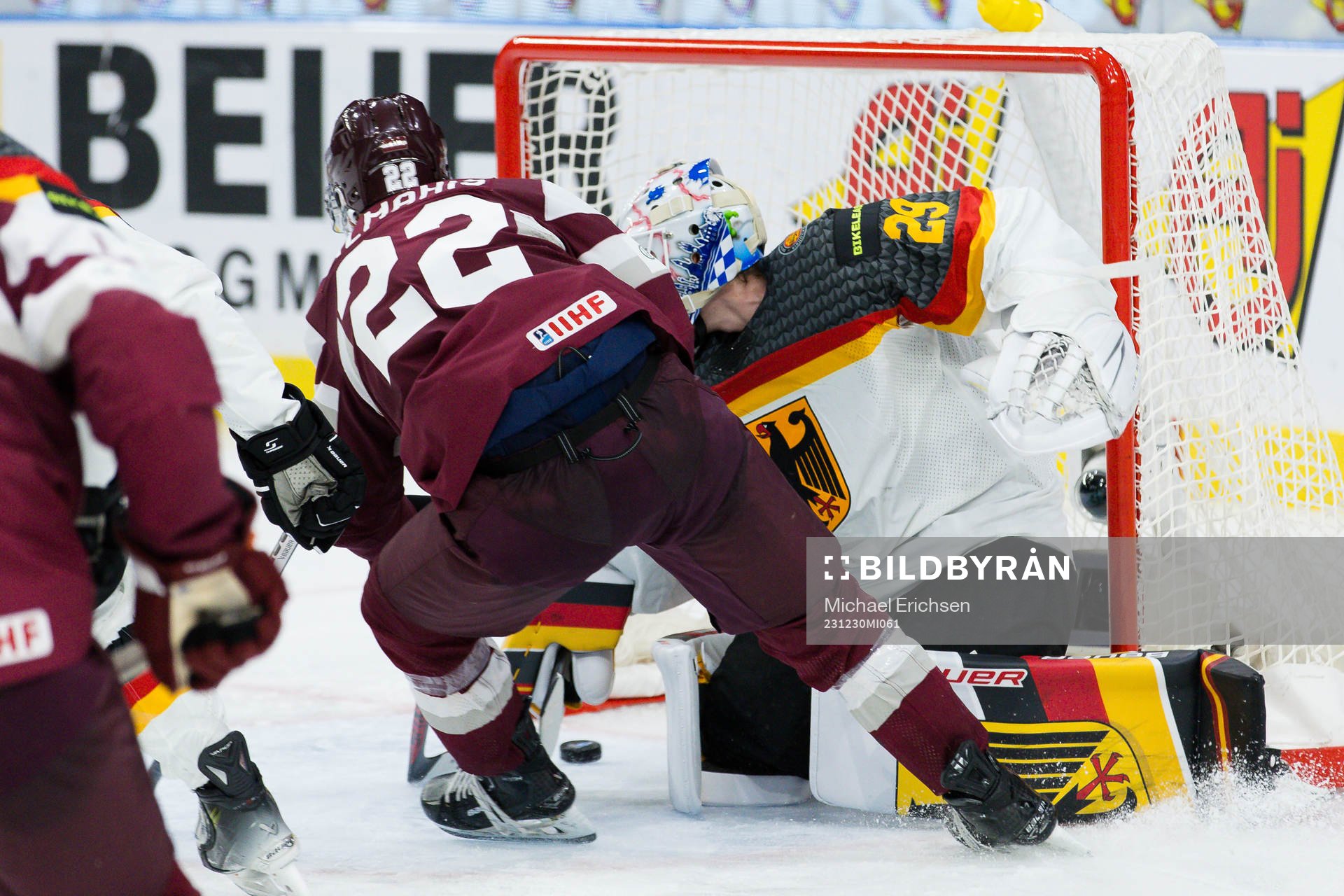 Sandis Vilmanis of Latvia  scores 1-6