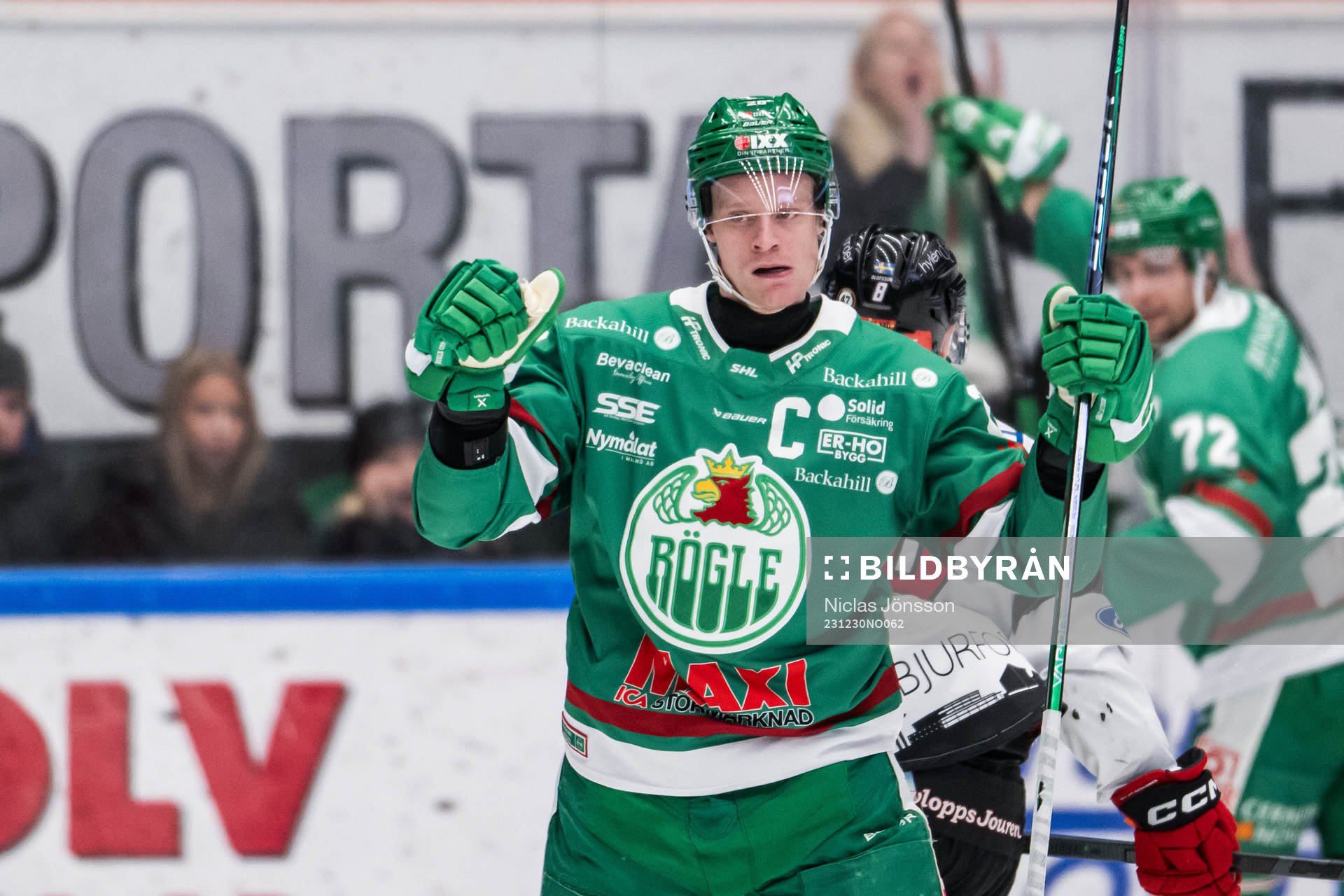 Rögles Anton Bengtsson jublar