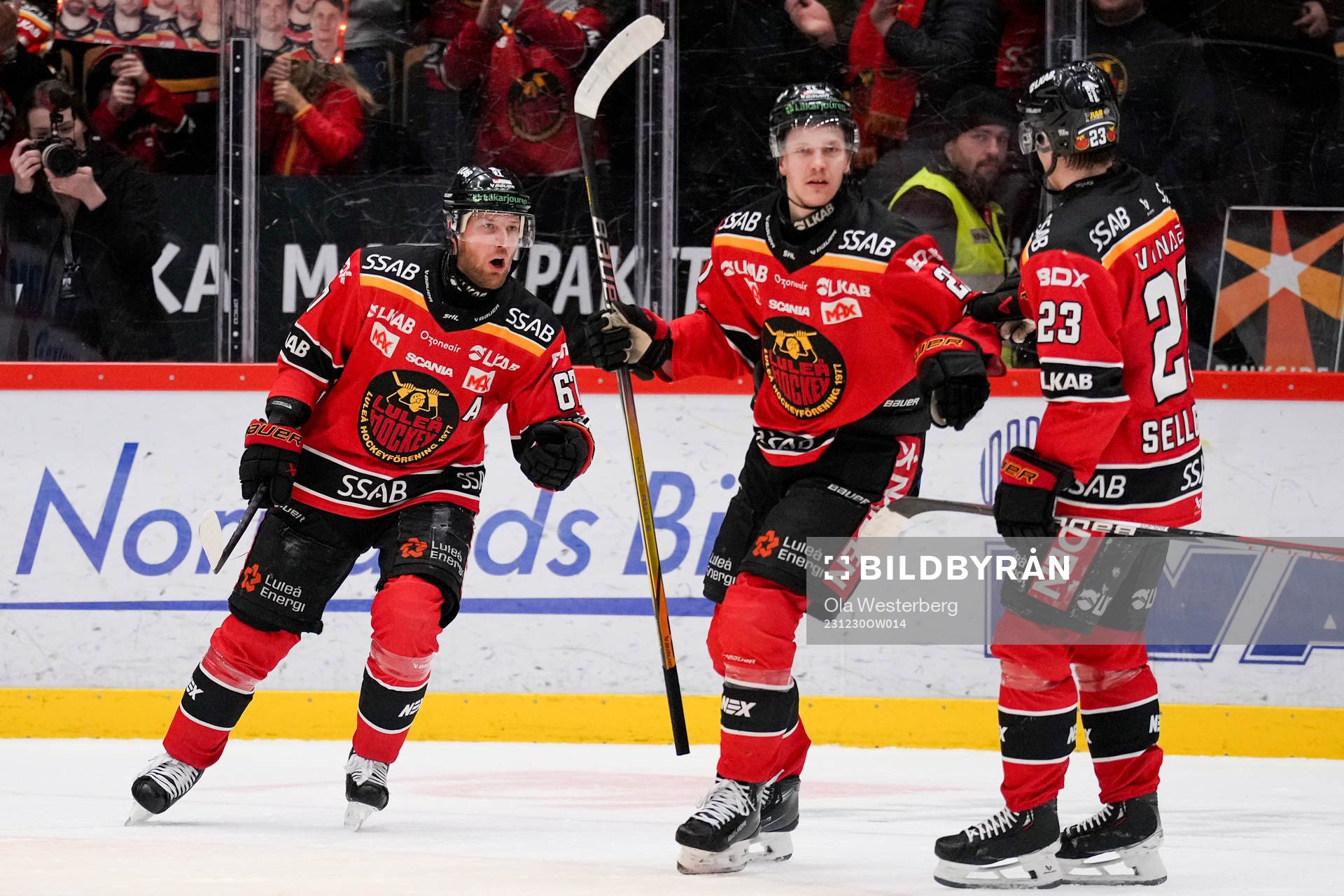 Luleås Linus Omark jublar