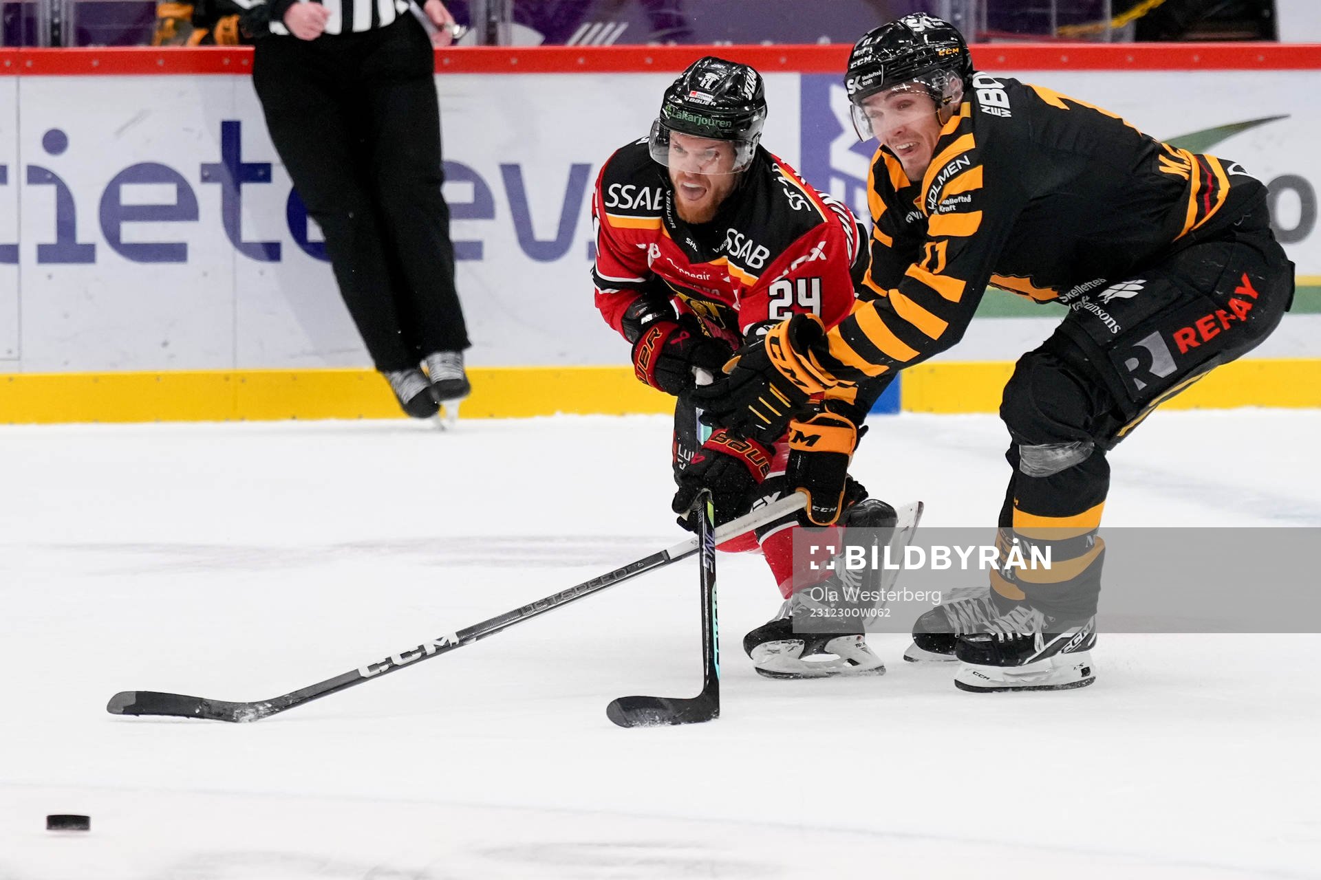 Luleås Brendan Shinnimin och Skellefteås Max Lindholm